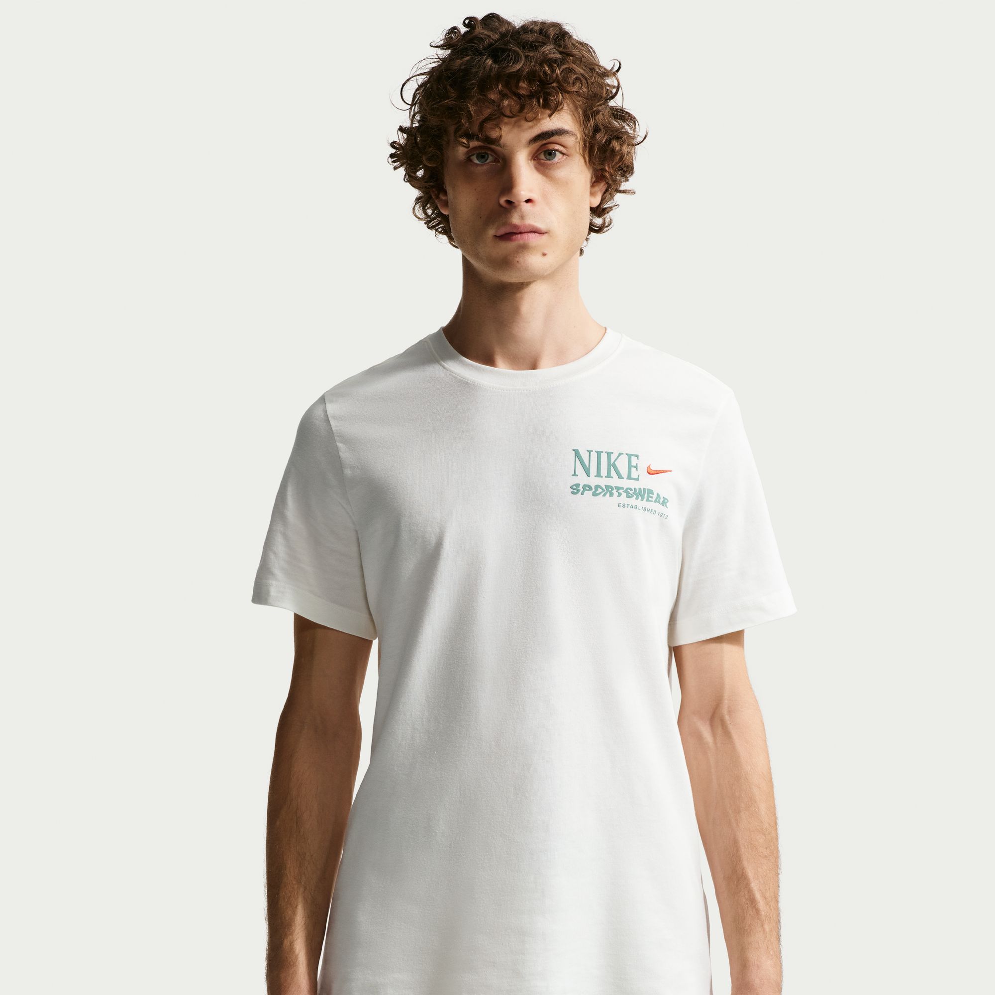 Nike Men's Sportswear 26 Midweight T-Shirt product image