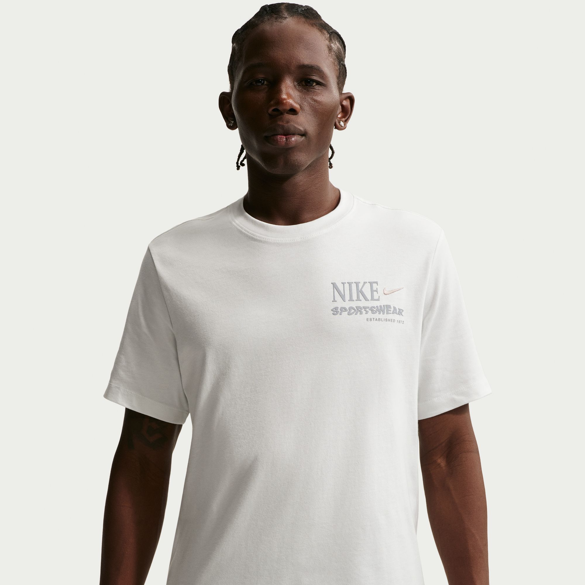 Nike Men's Sportswear 26 Midweight T-Shirt product image