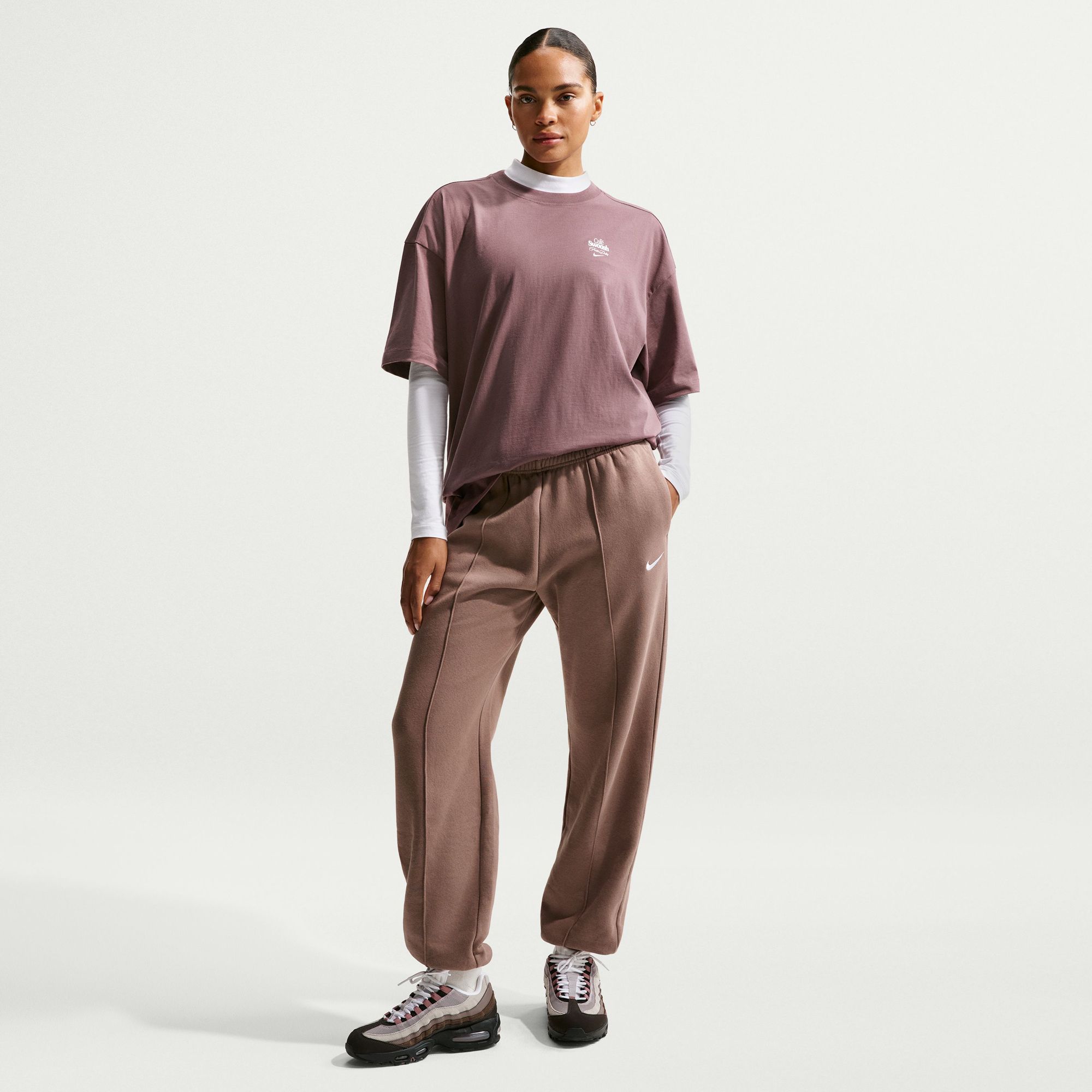 Nike Women's Sportswear Energy Graphic Tee product image