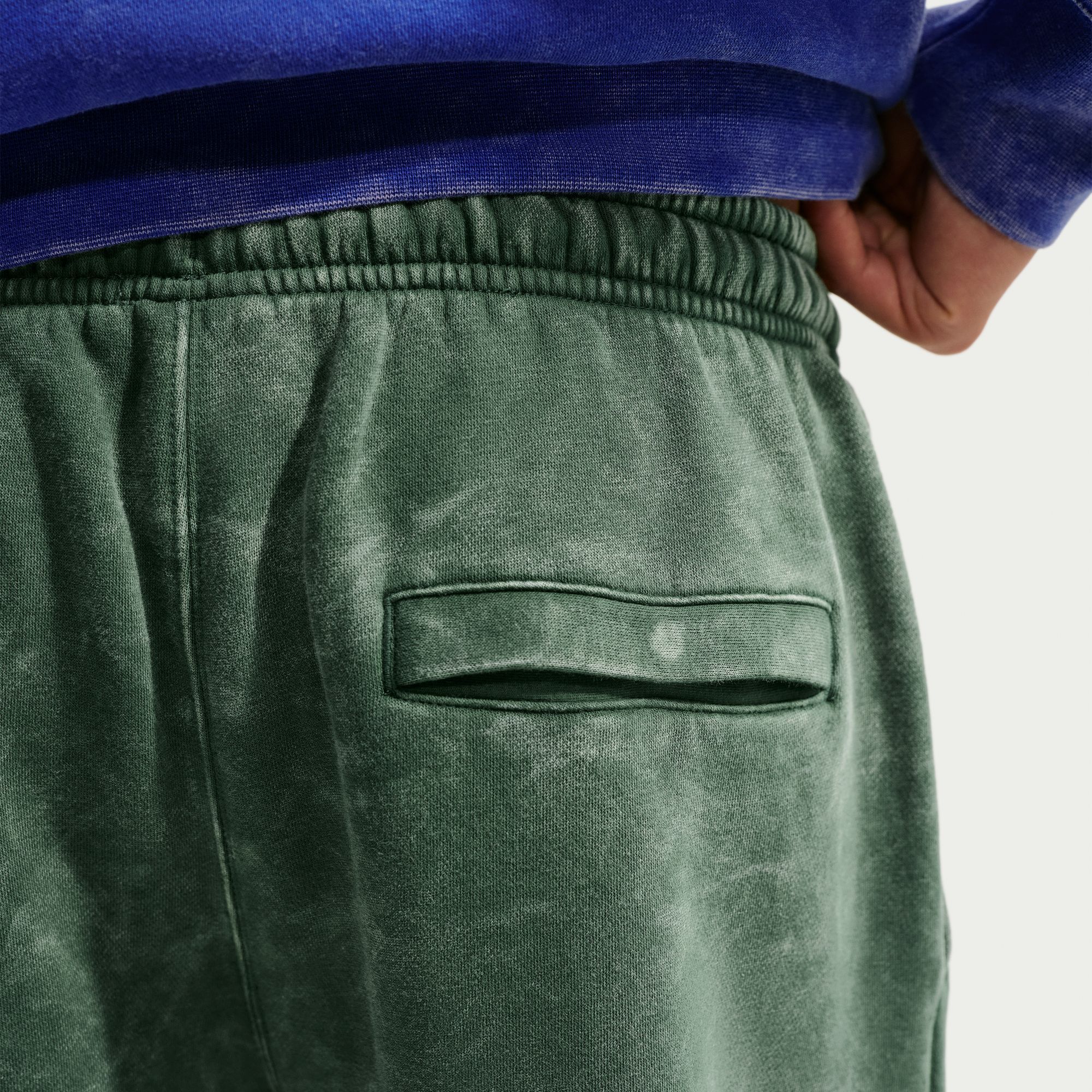 Nike Men's Club Fleece Washed Cuffed Pants product image