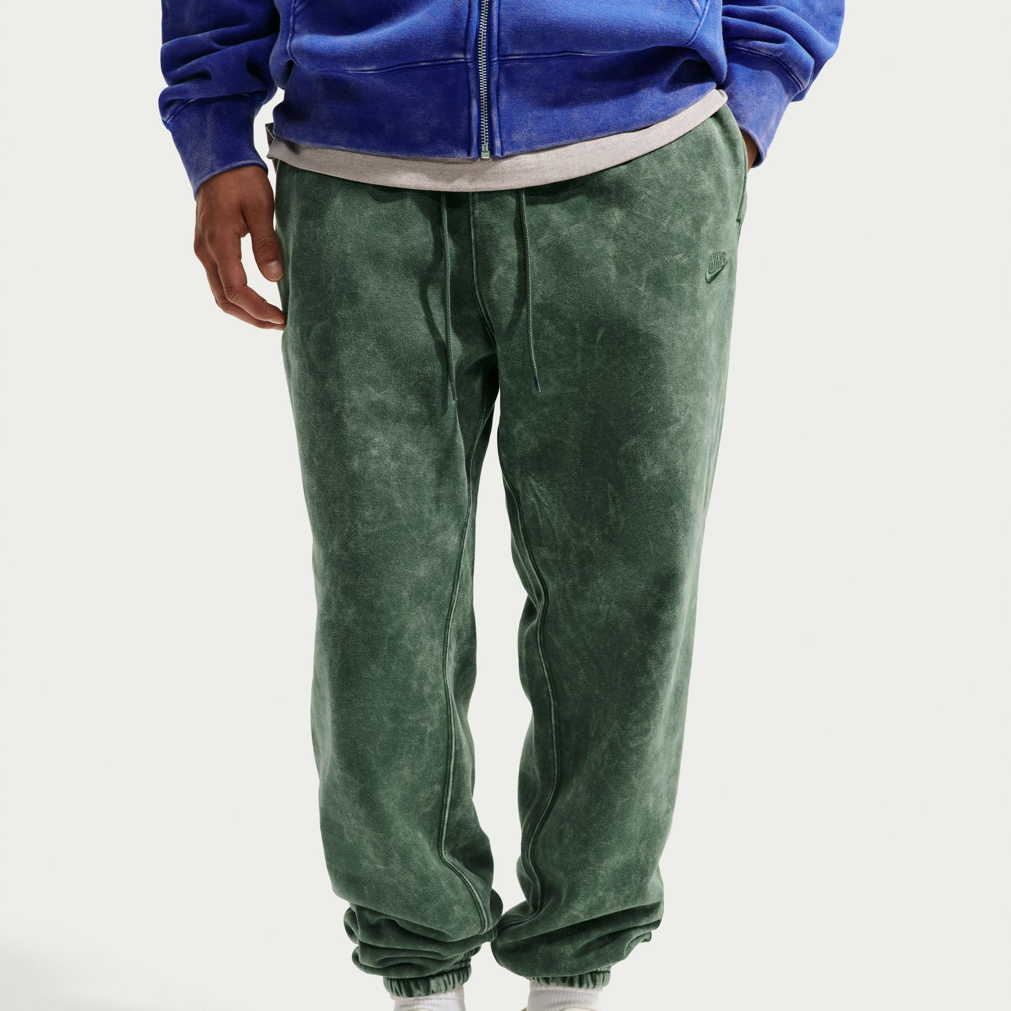 Nike Men's Club Fleece Washed Cuffed Pants product image
