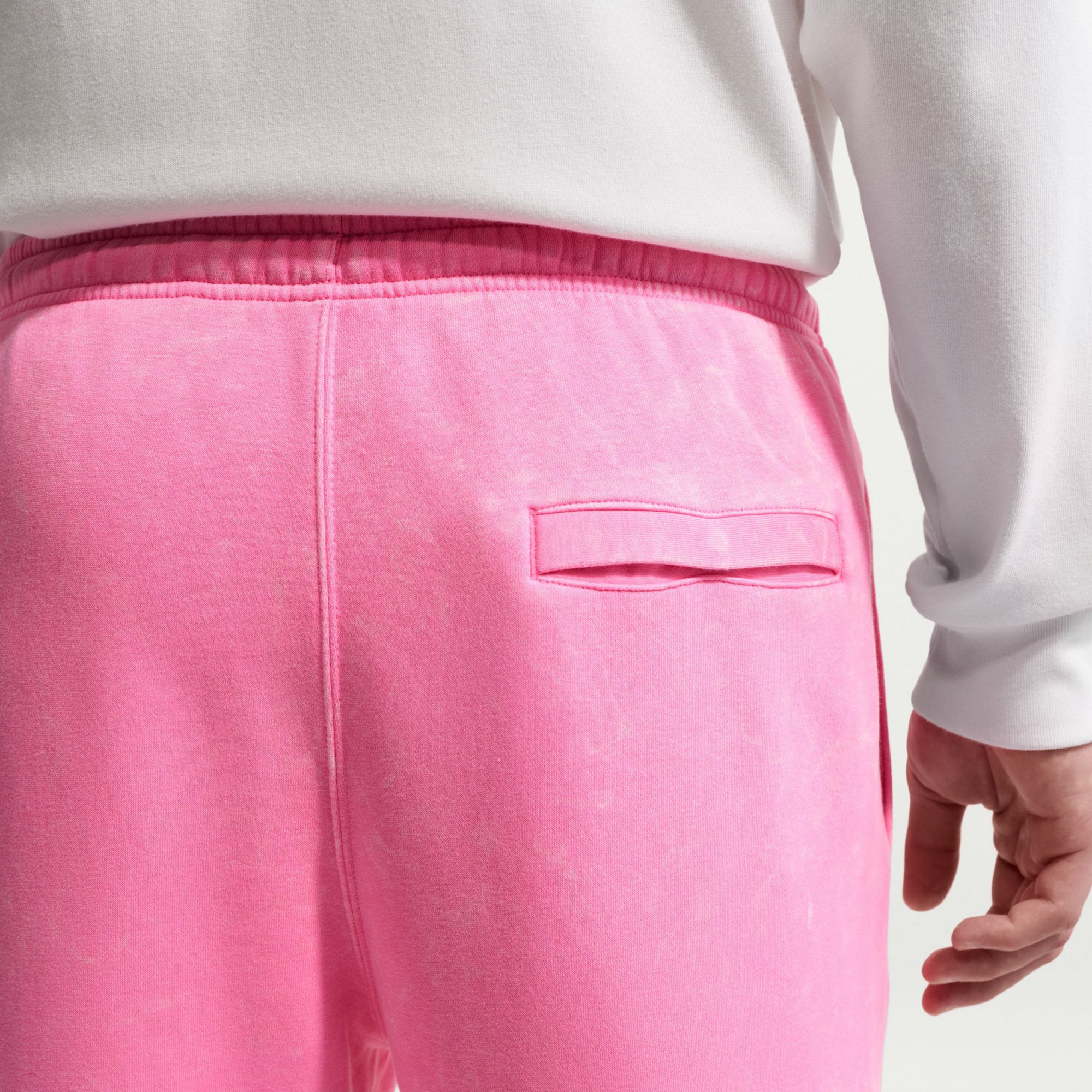 Nike Men's Club Fleece Washed Cuffed Pants product image