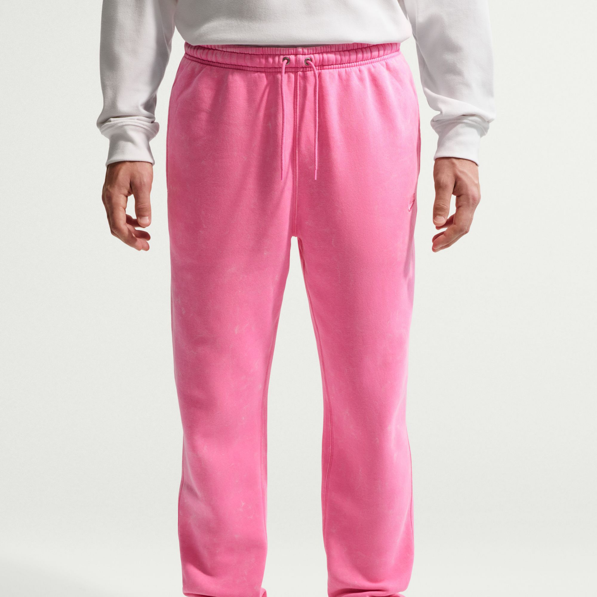 Nike Men's Club Fleece Washed Cuffed Pants product image