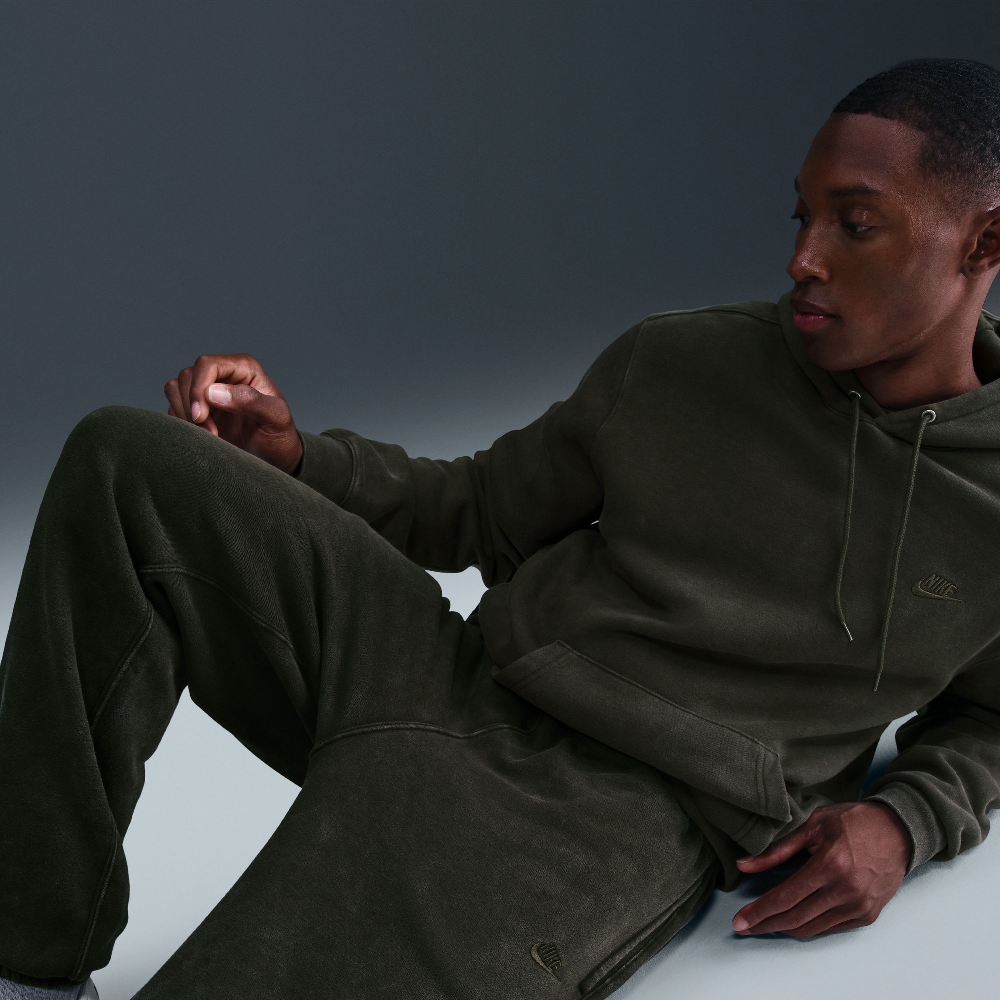 Nike Men's Club Fleece Washed Cuffed Pants product image