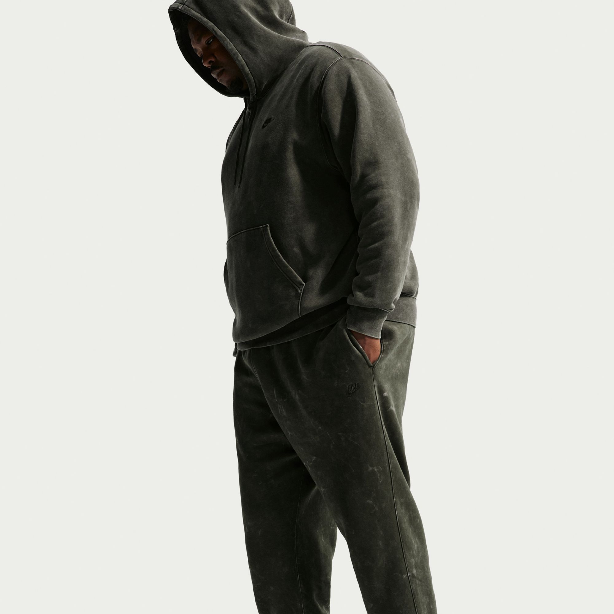 Nike Men's Club Fleece Washed Cuffed Pants product image