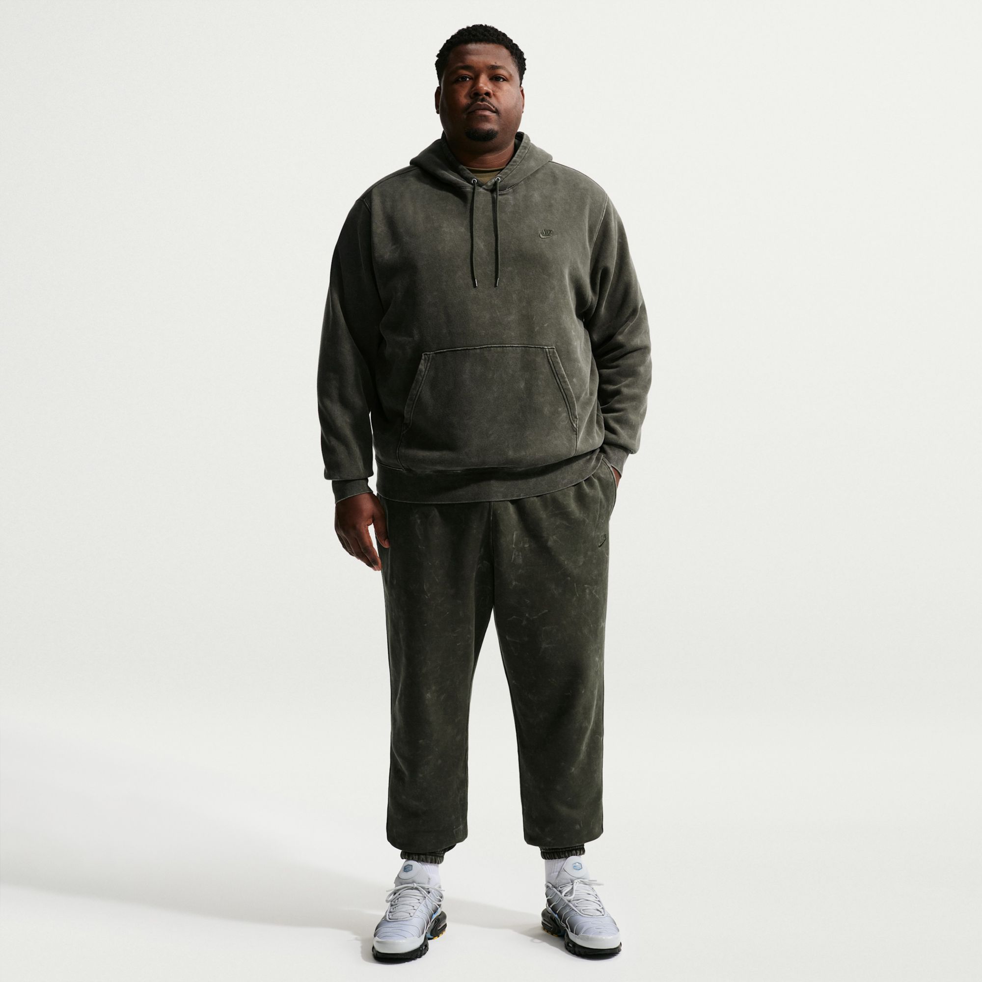 Nike Men's Club Fleece Washed Cuffed Pants product image