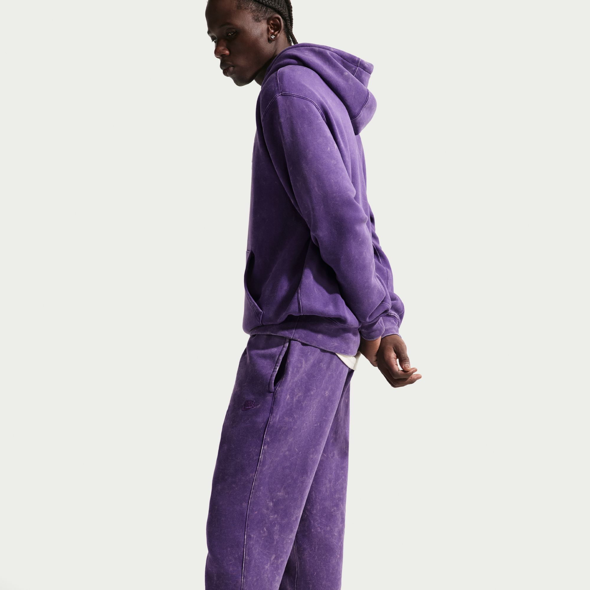 Nike Men's Club Fleece Washed Cuffed Pants product image