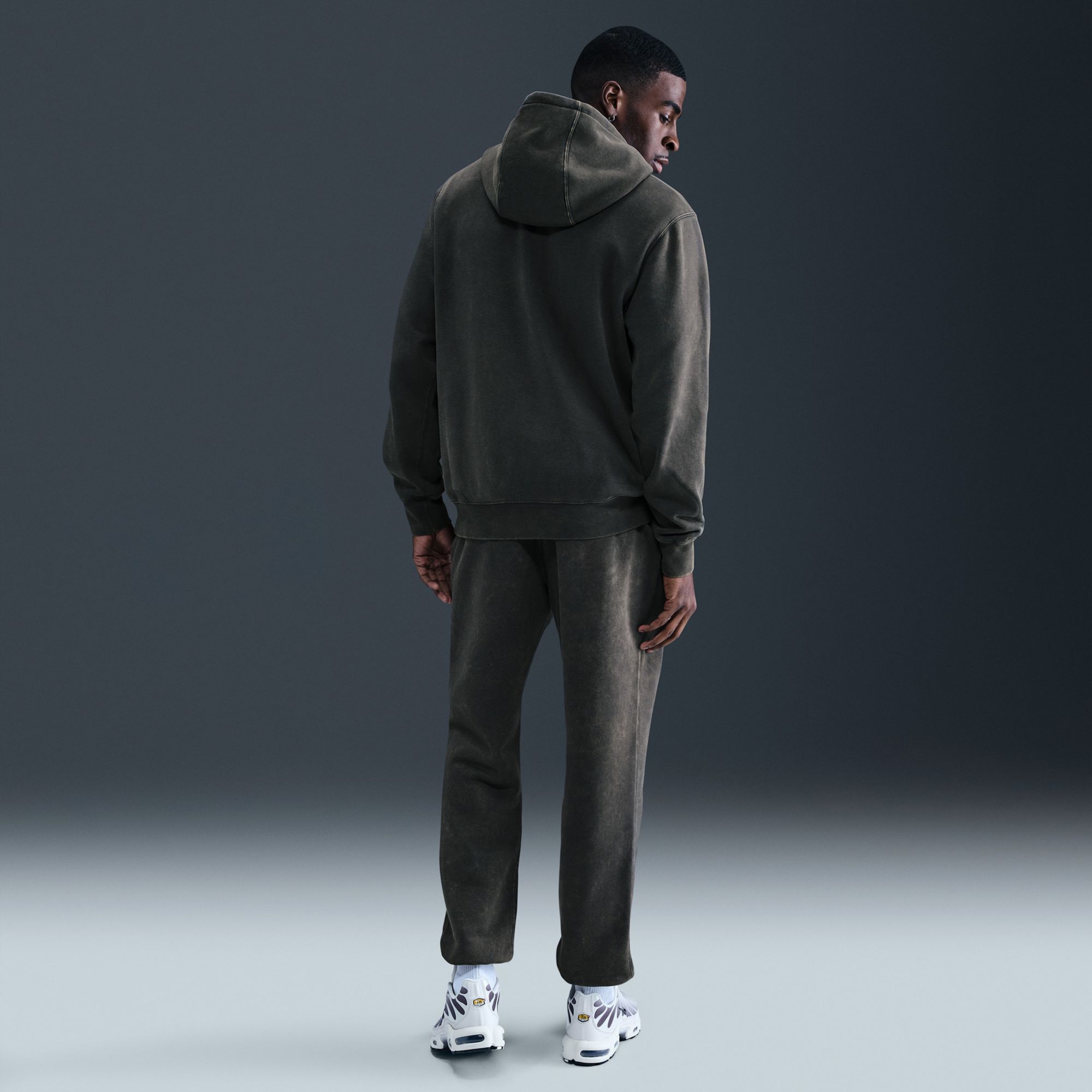 Nike Men's Club Fleece Washed Hoodie product image