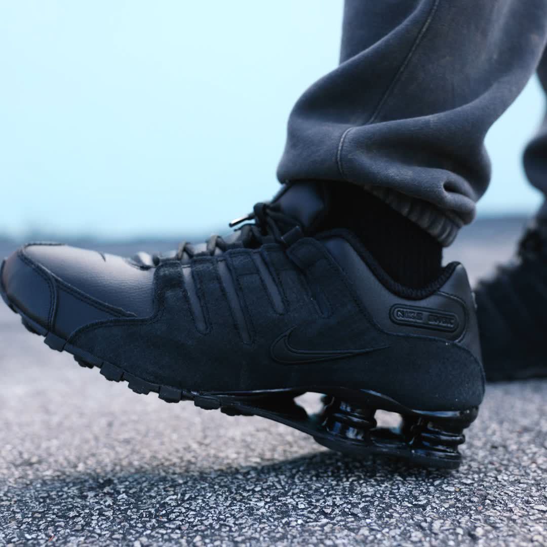 Nike Men's Club Fleece Washed Hoodie product