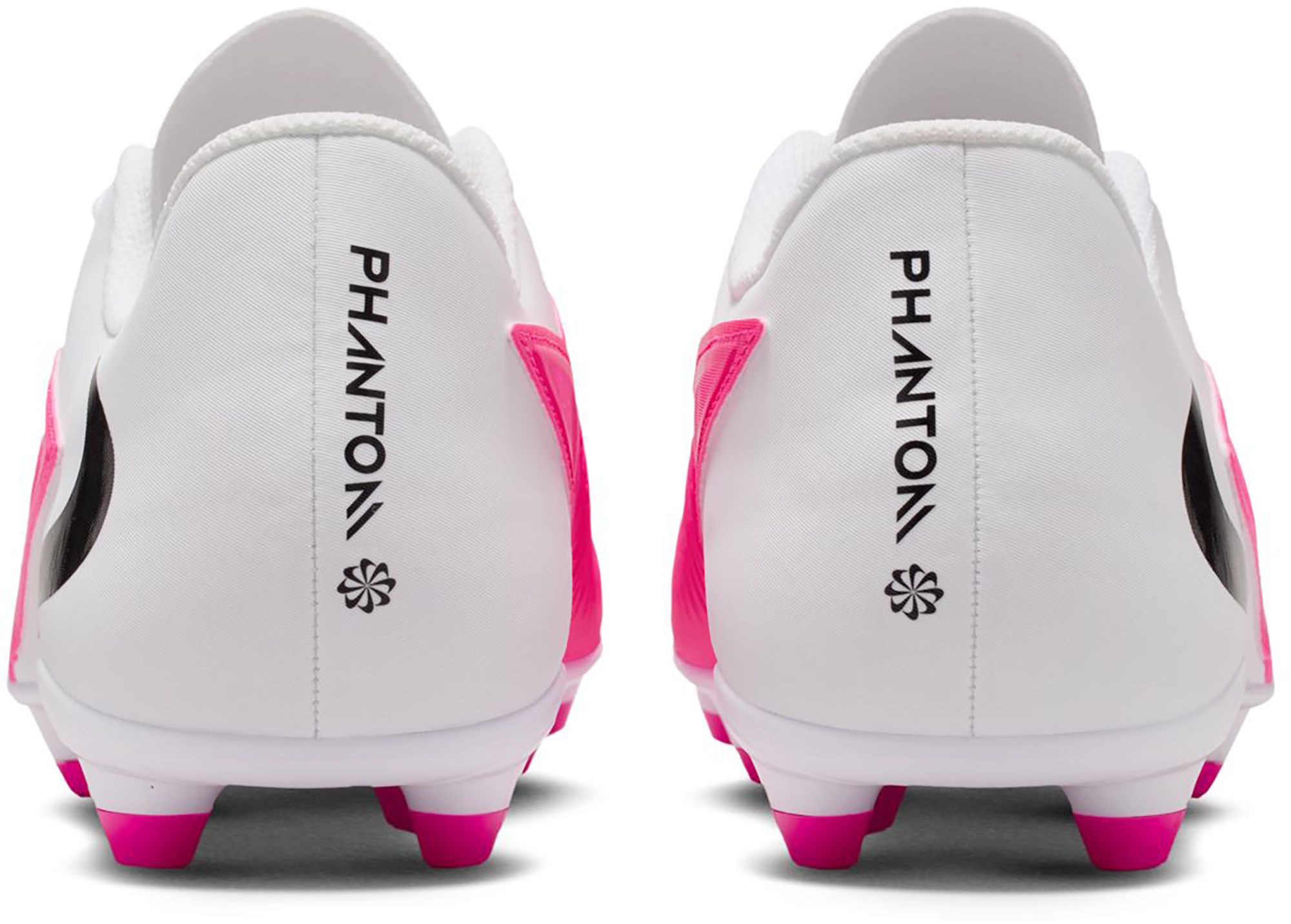 Nike Phantom 6 Club FG/MG Soccer Cleats product image