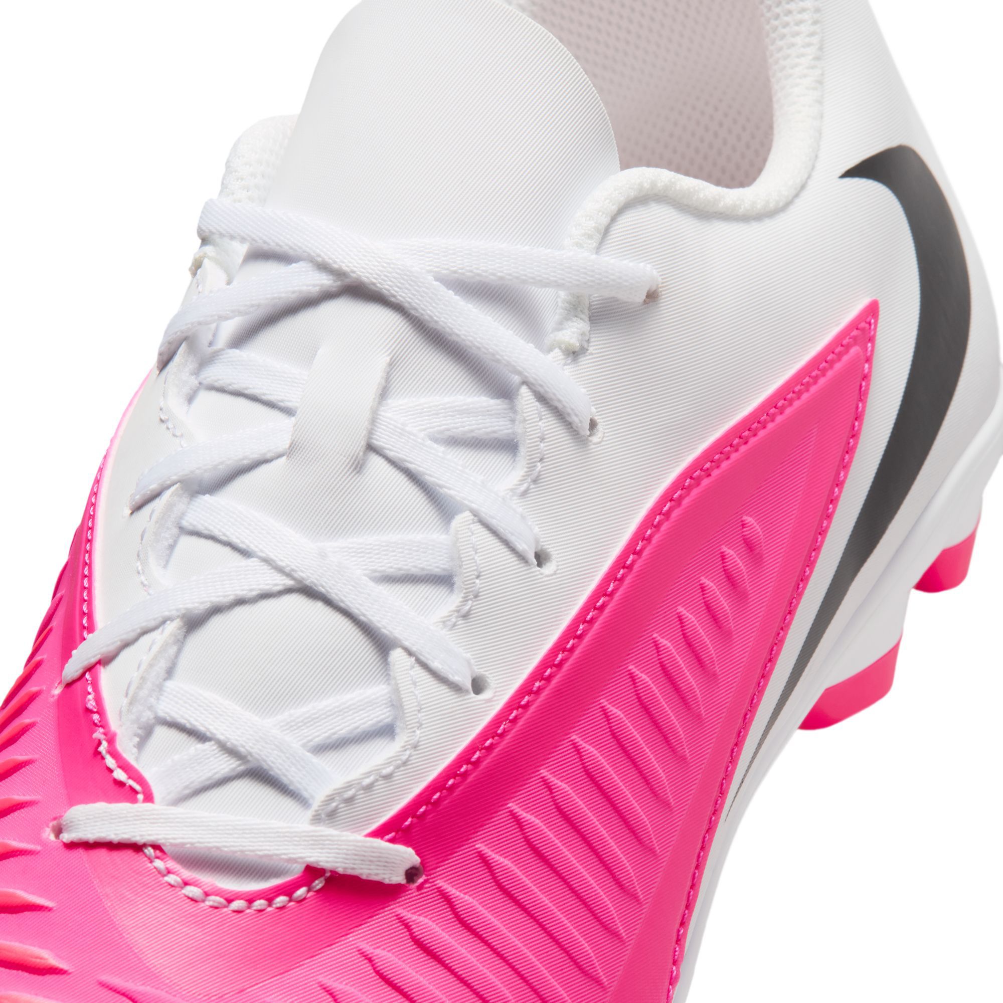 Nike Phantom 6 Club FG/MG Soccer Cleats product image