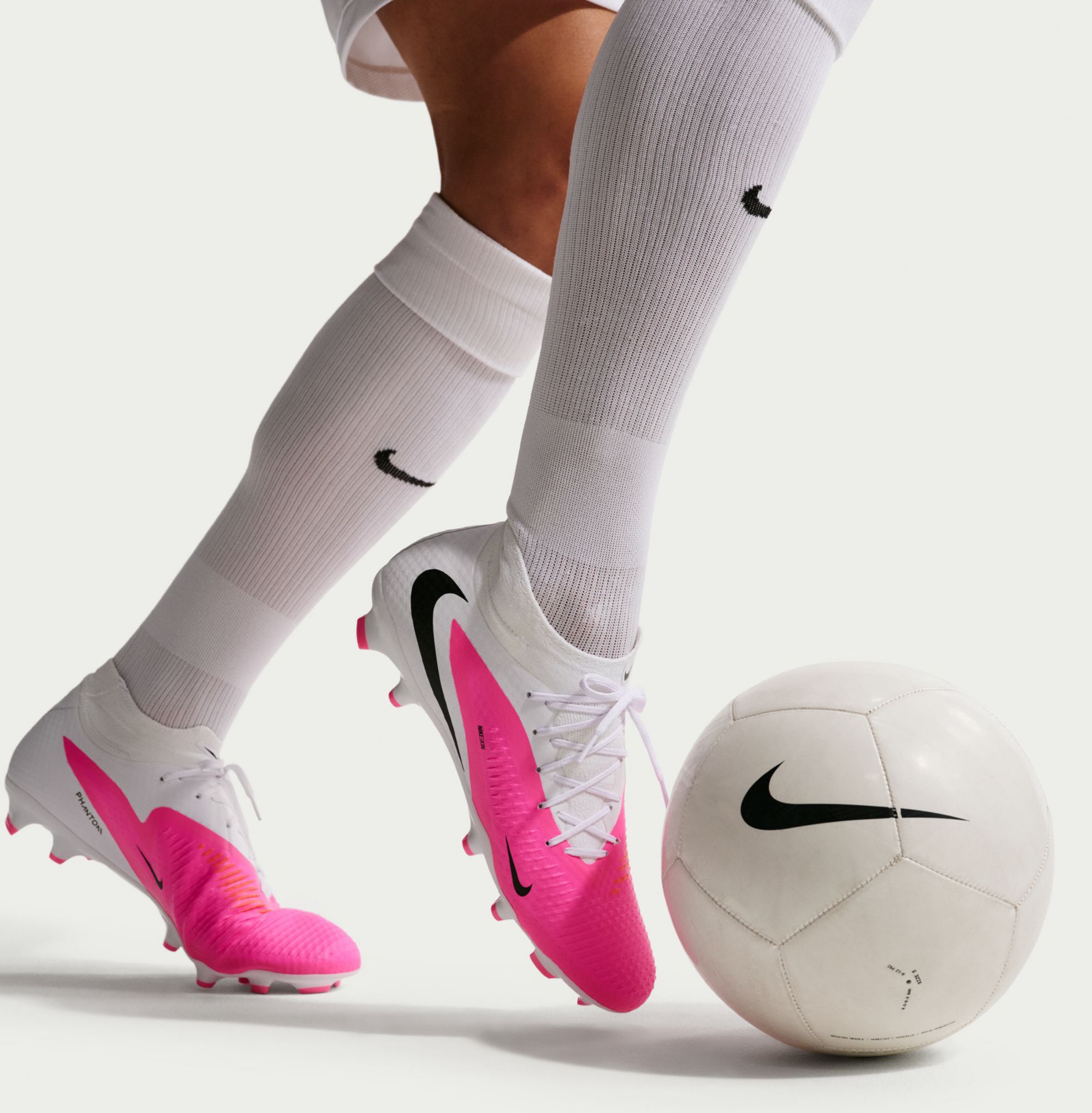 Nike Phantom 6 High Academy FG Soccer Cleats product image