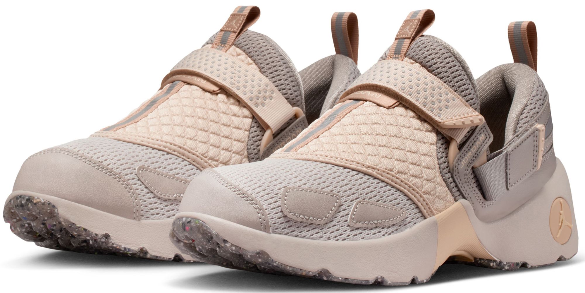 Jordan Trunner LX Women's Shoes product image