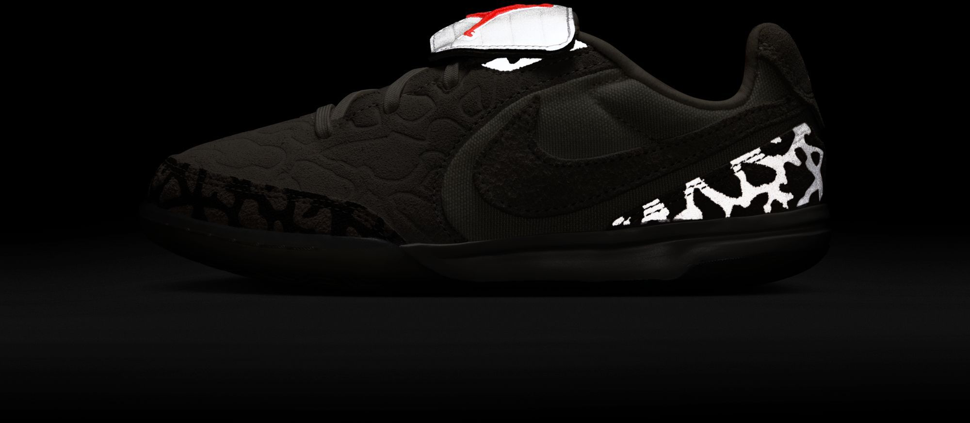 Jordan Kids' Tiempo Streetgato SE Indoor Soccer Shoes product image