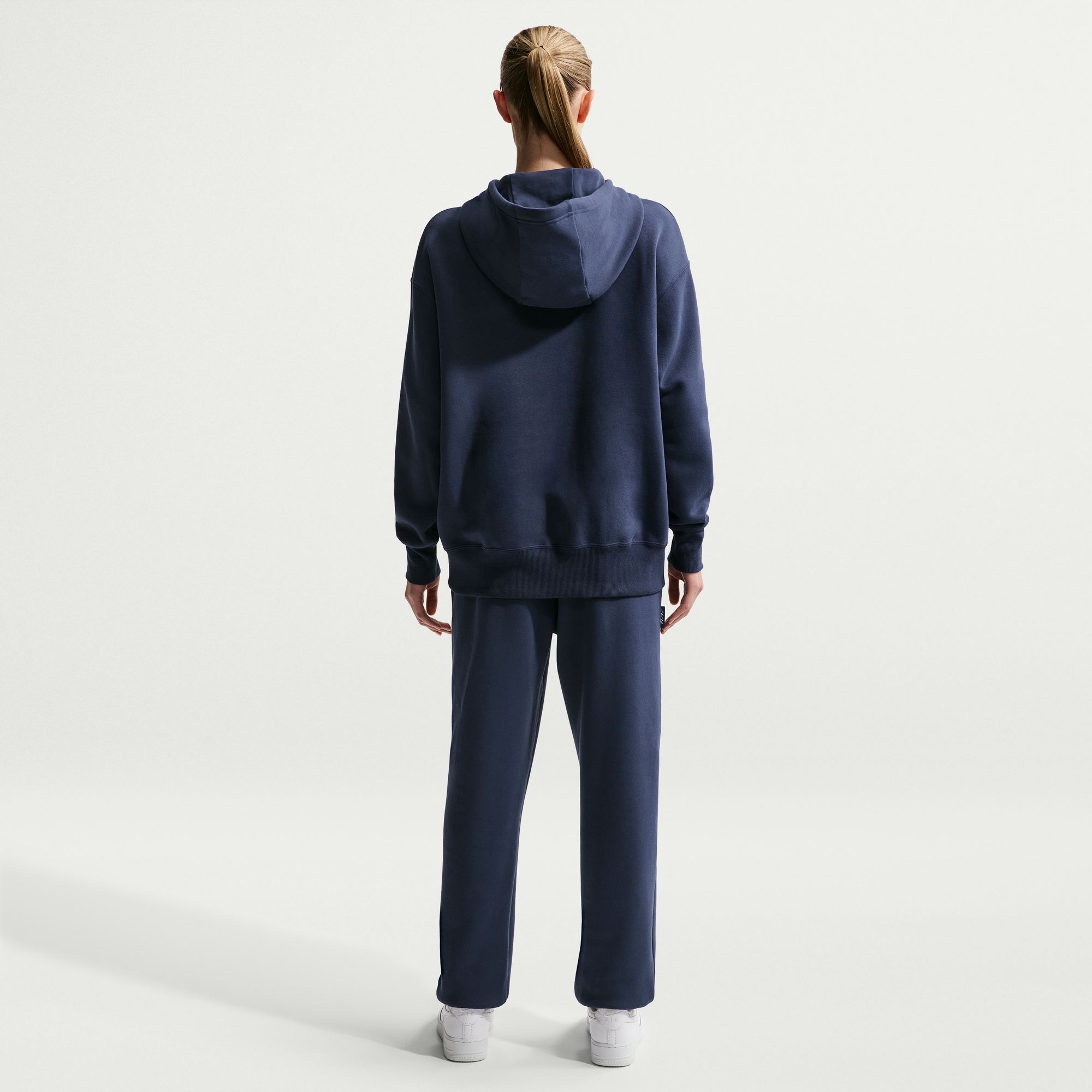 Nike Caitlin Clark Basketball Phoenix Fleece Pants product image