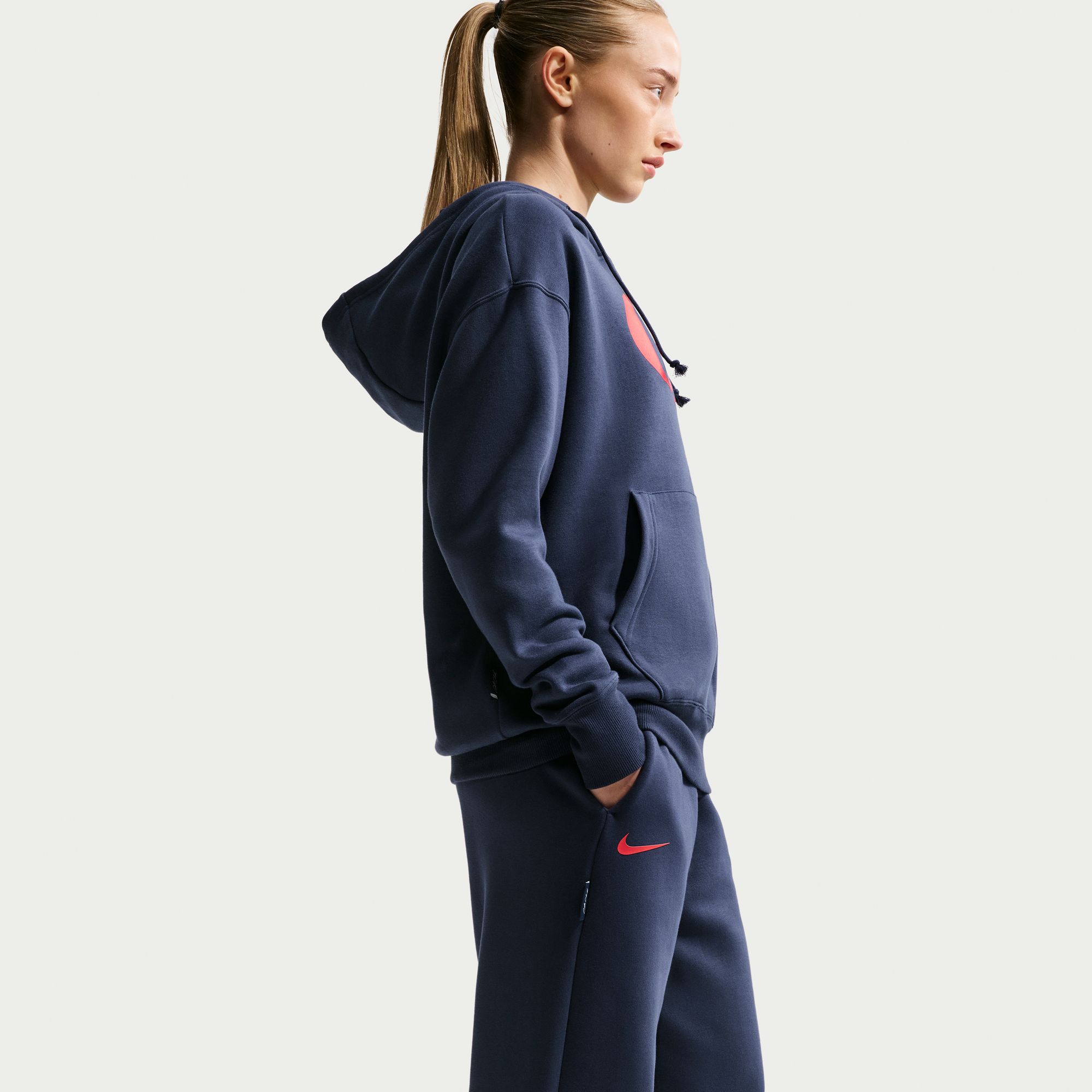 Nike Caitlin Clark Basketball Phoenix Fleece Pants product image