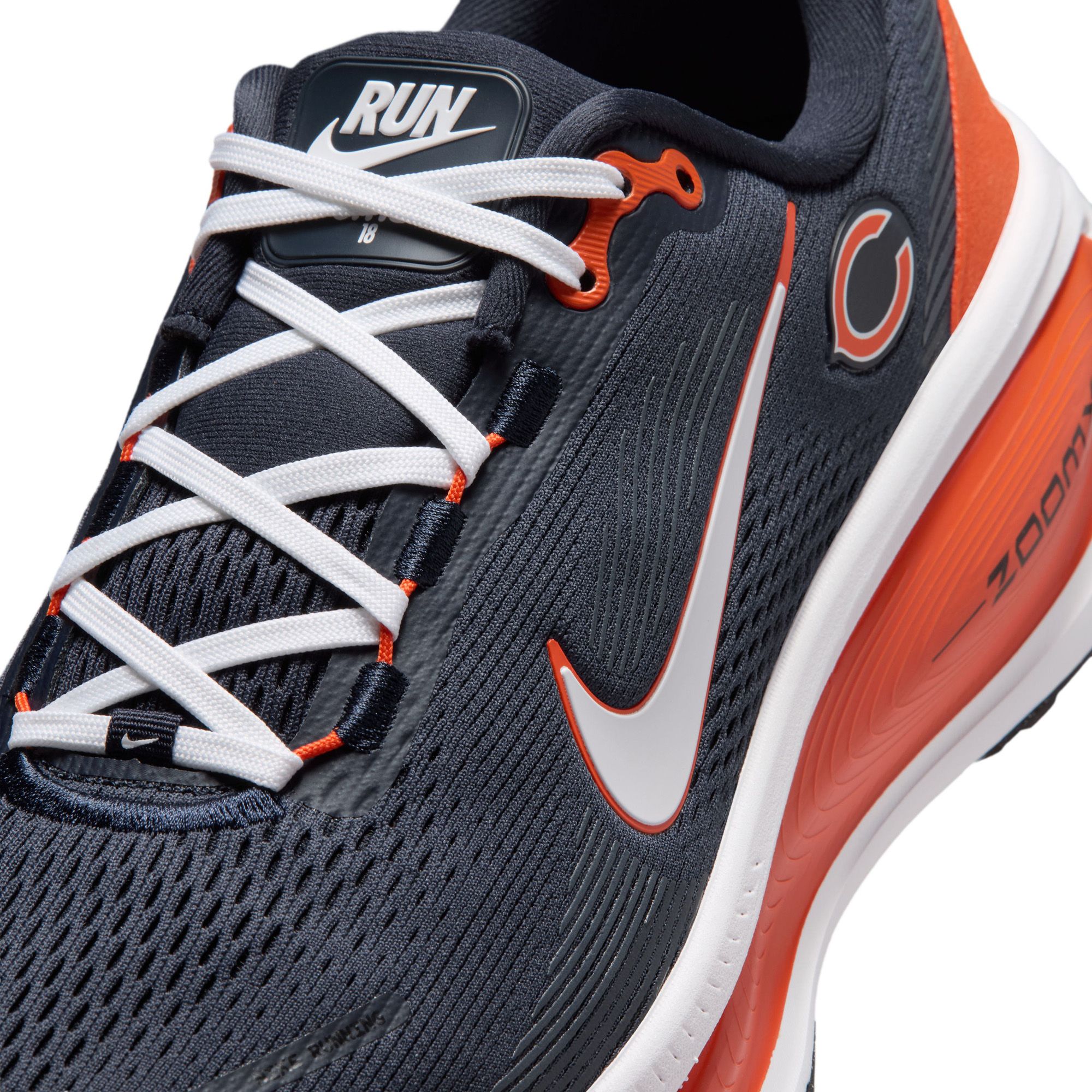 Nike Vomero 18 Bears Running Shoes product image