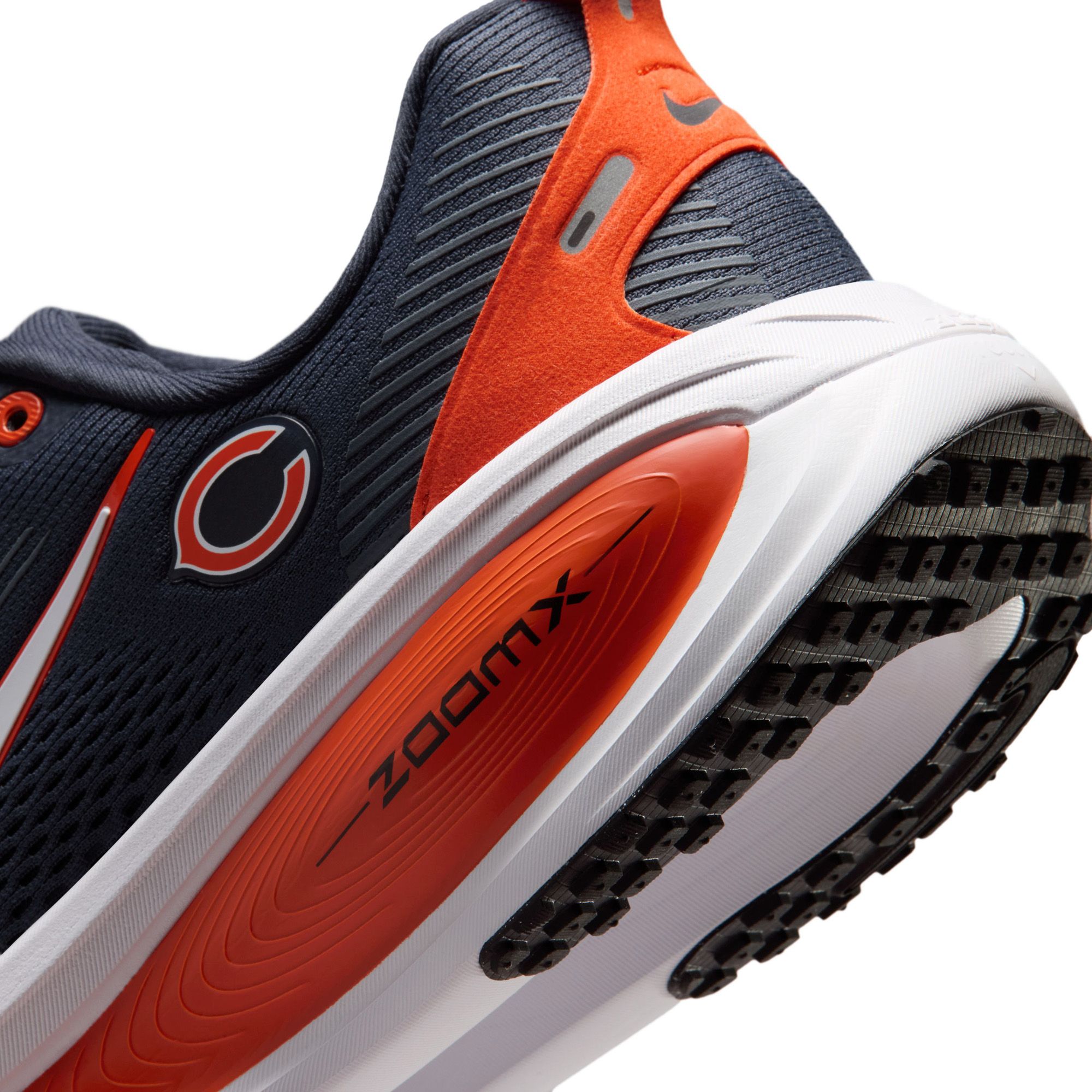 Nike Vomero 18 Bears Running Shoes product image
