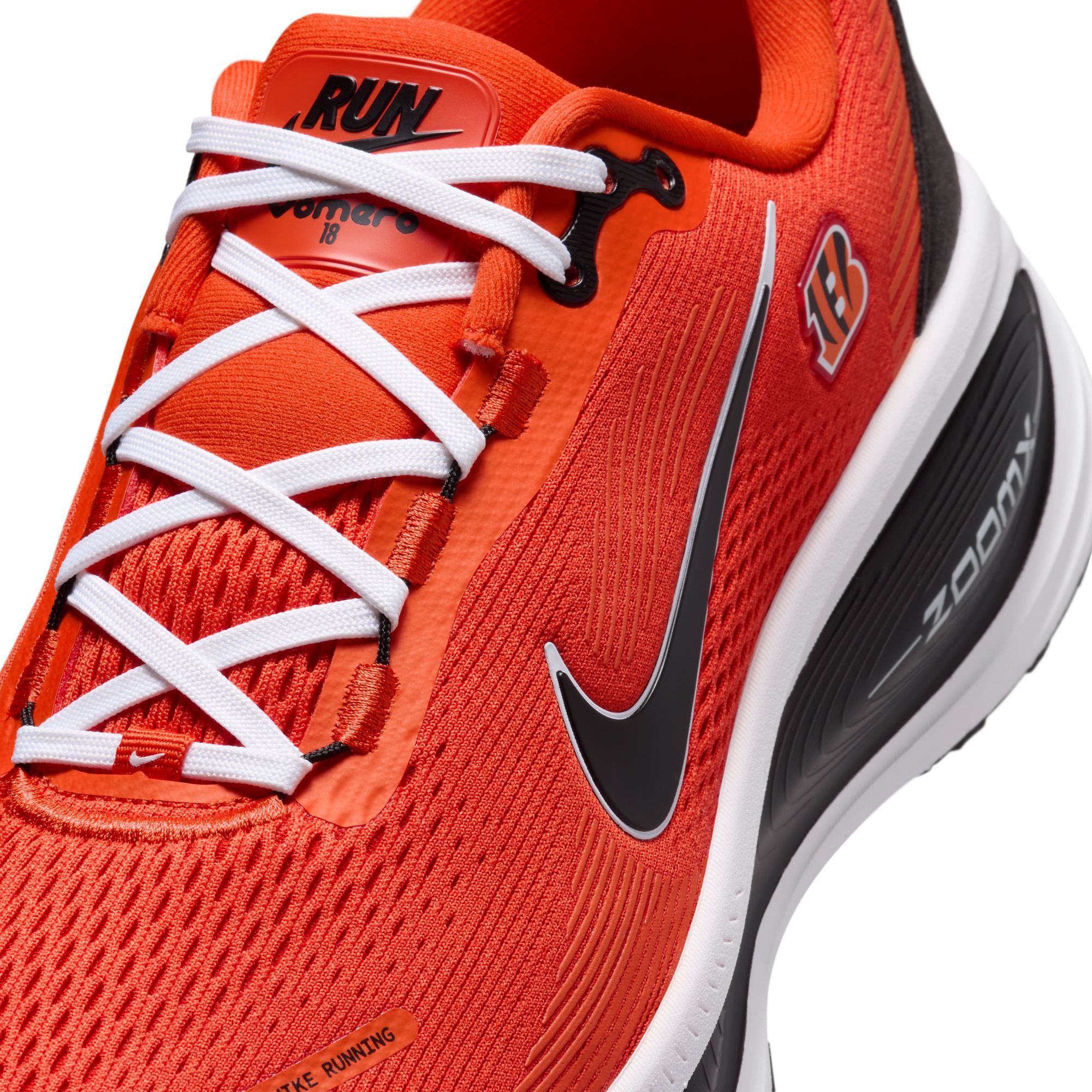 Nike Vomero 18 Bengals Running Shoes product image