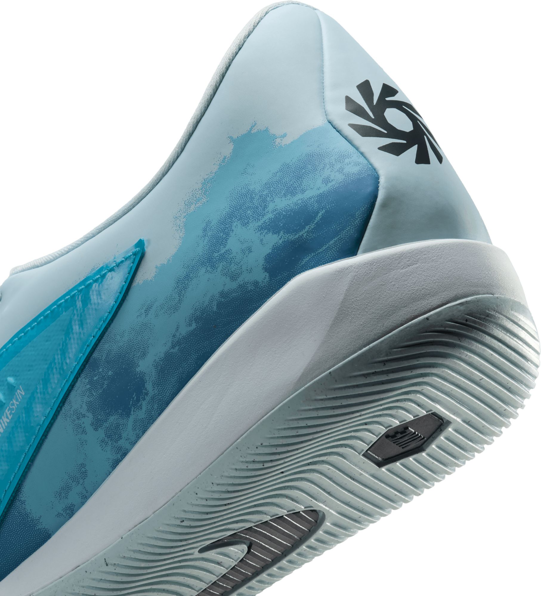 Nike Phantom 6 Academy Erling Haaland Indoor Soccer Shoes product image