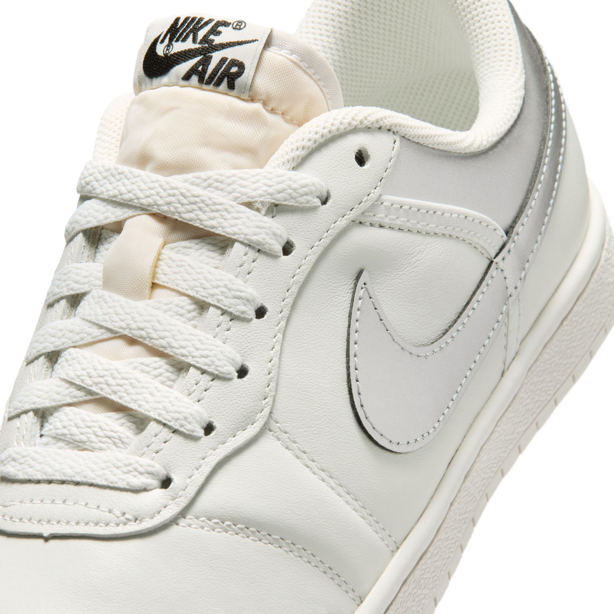 Air Jordan Skyline Low Women's Shoes product image