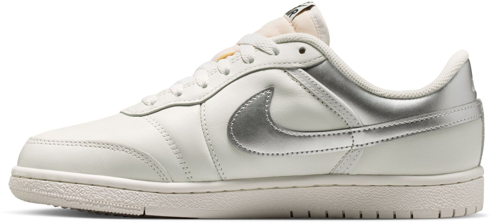 Air Jordan Skyline Low Women's Shoes product image
