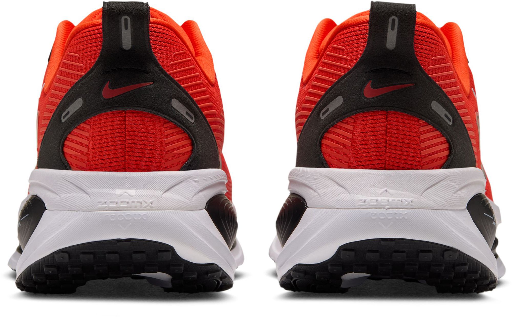Nike Vomero 18 Oregon State Running Shoes product image