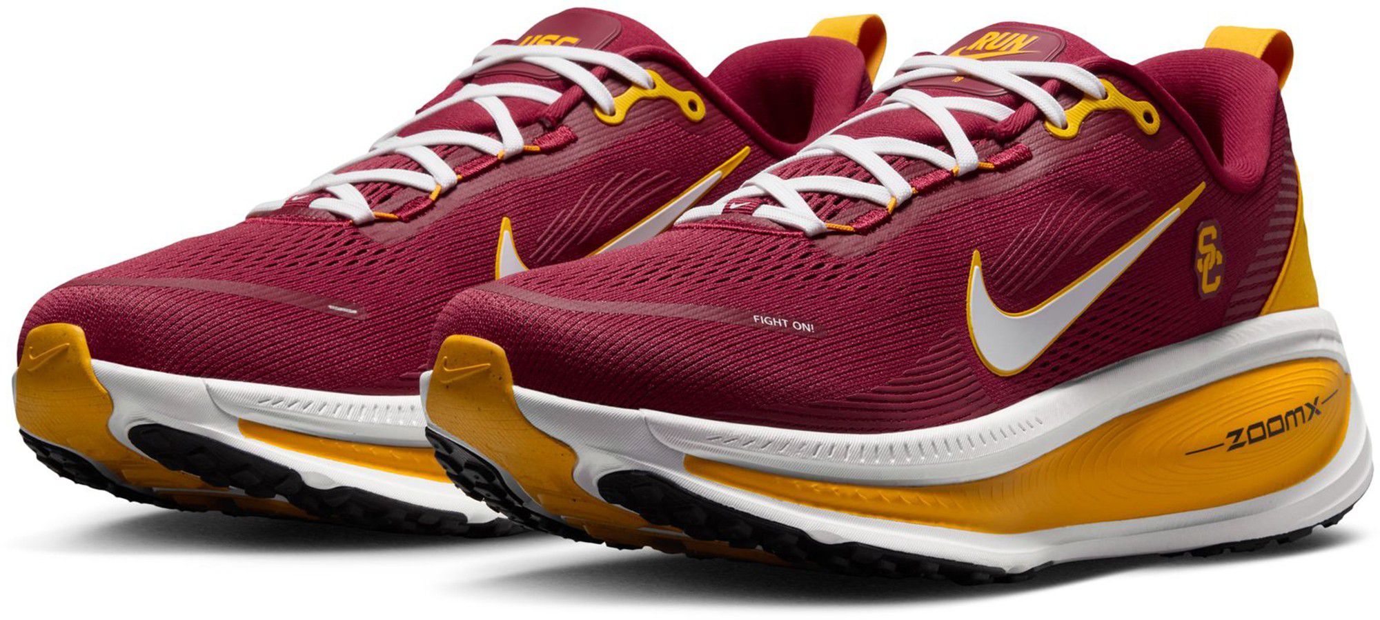 Nike Vomero 18 USC Running Shoes product image