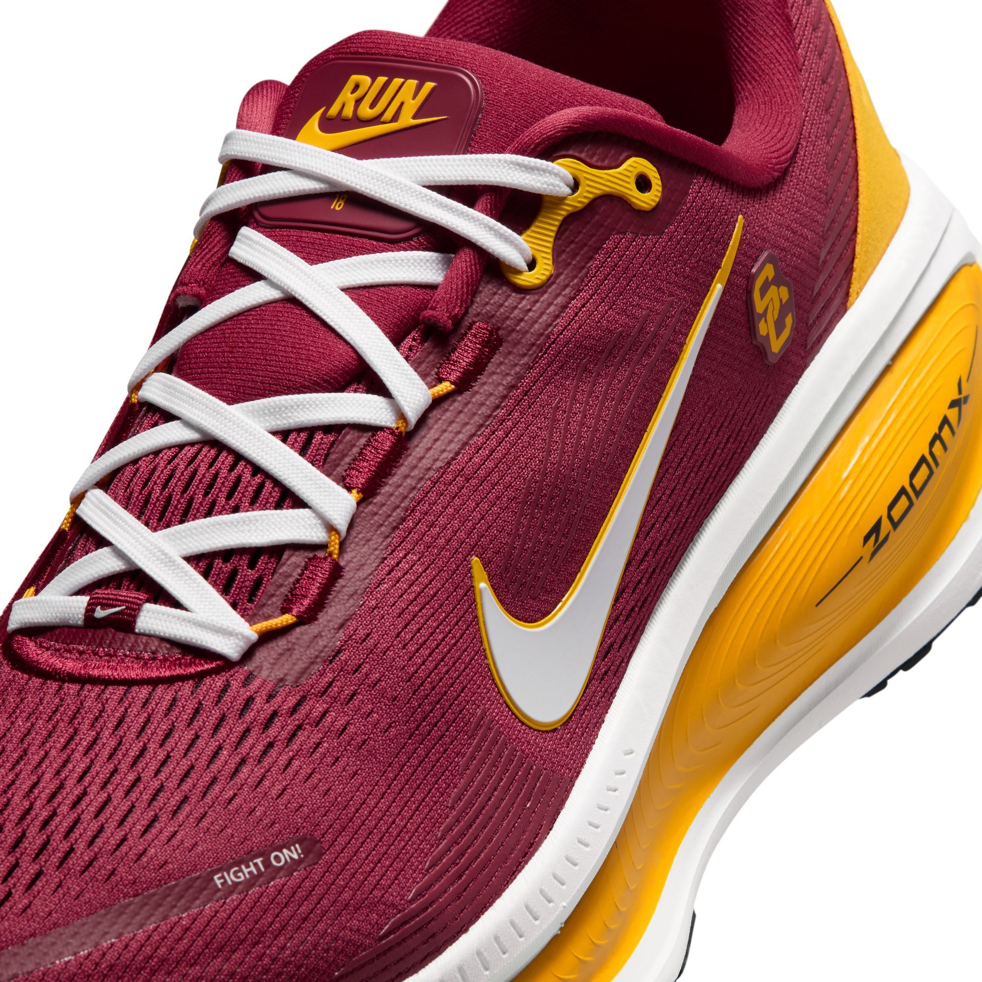 Nike Vomero 18 USC Running Shoes product image