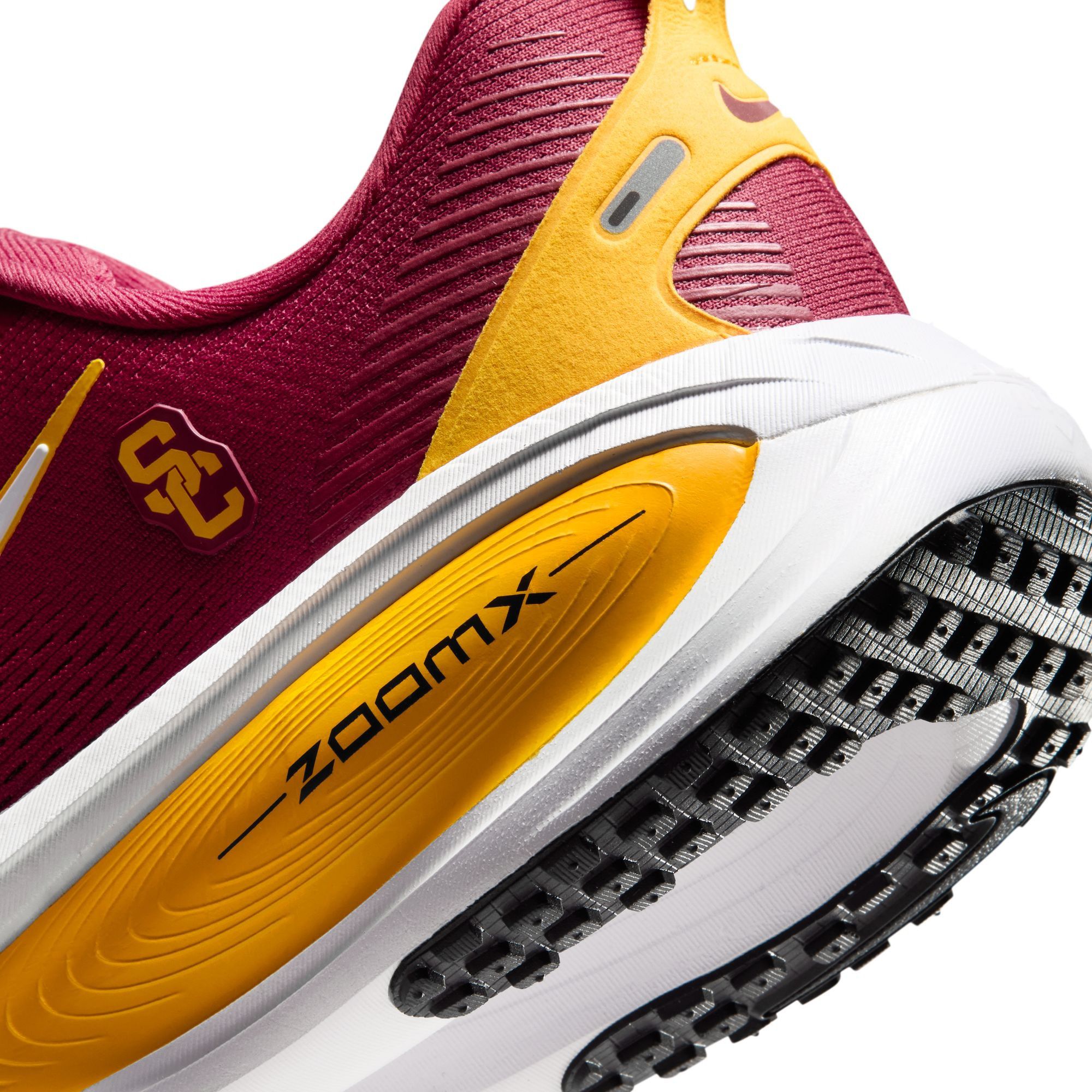 Nike Vomero 18 USC Running Shoes product image