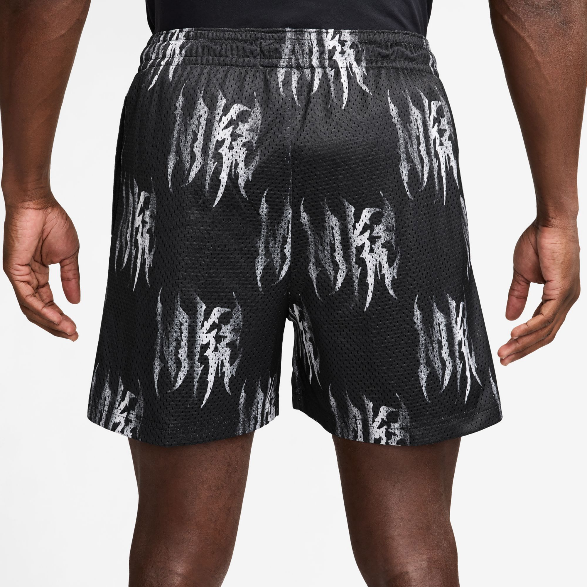 Nike Men's Dri-FIT Standard Issue 5'' Basketball Practice Short product image