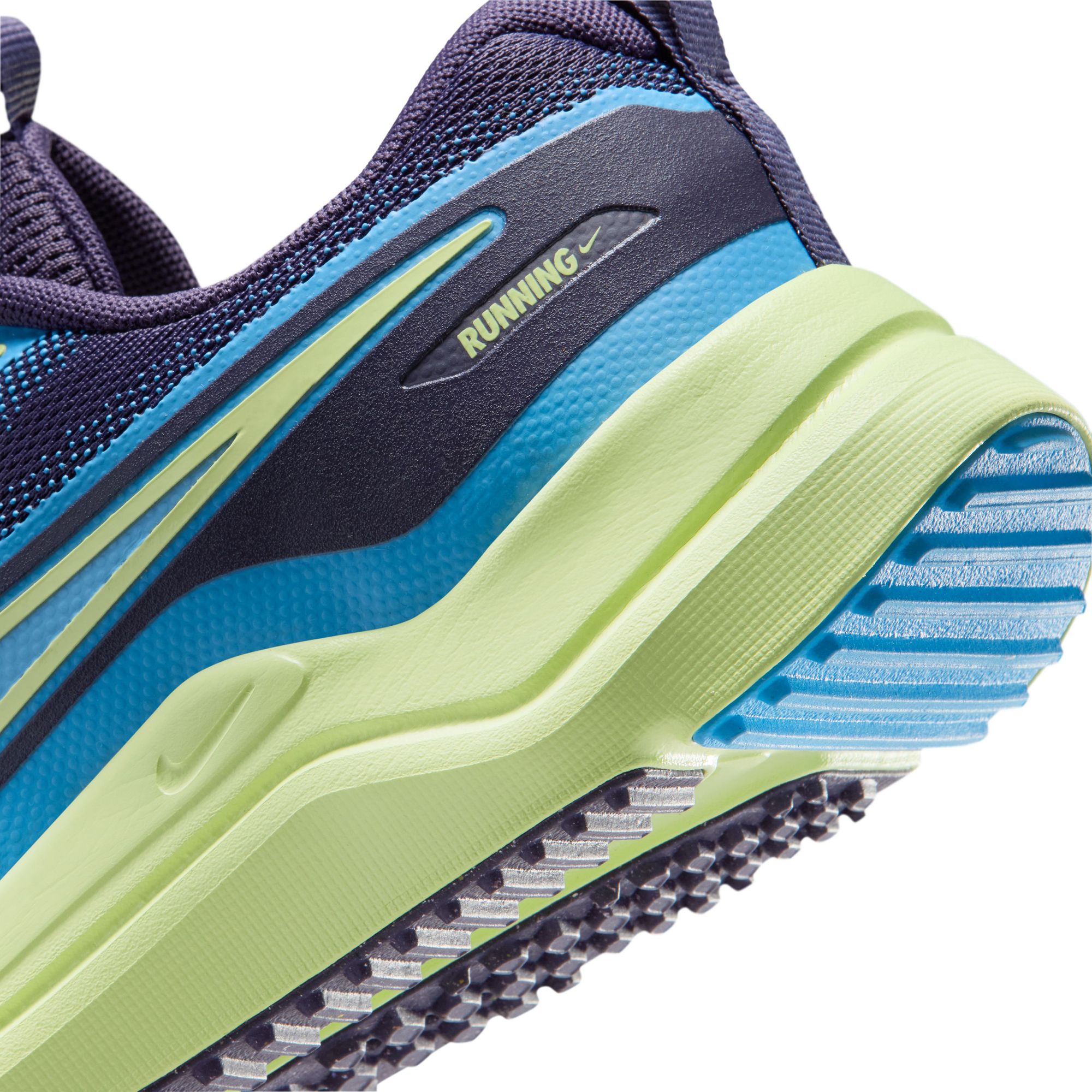 Nike Kids' Grade School Cosmic Runner Shoes product image