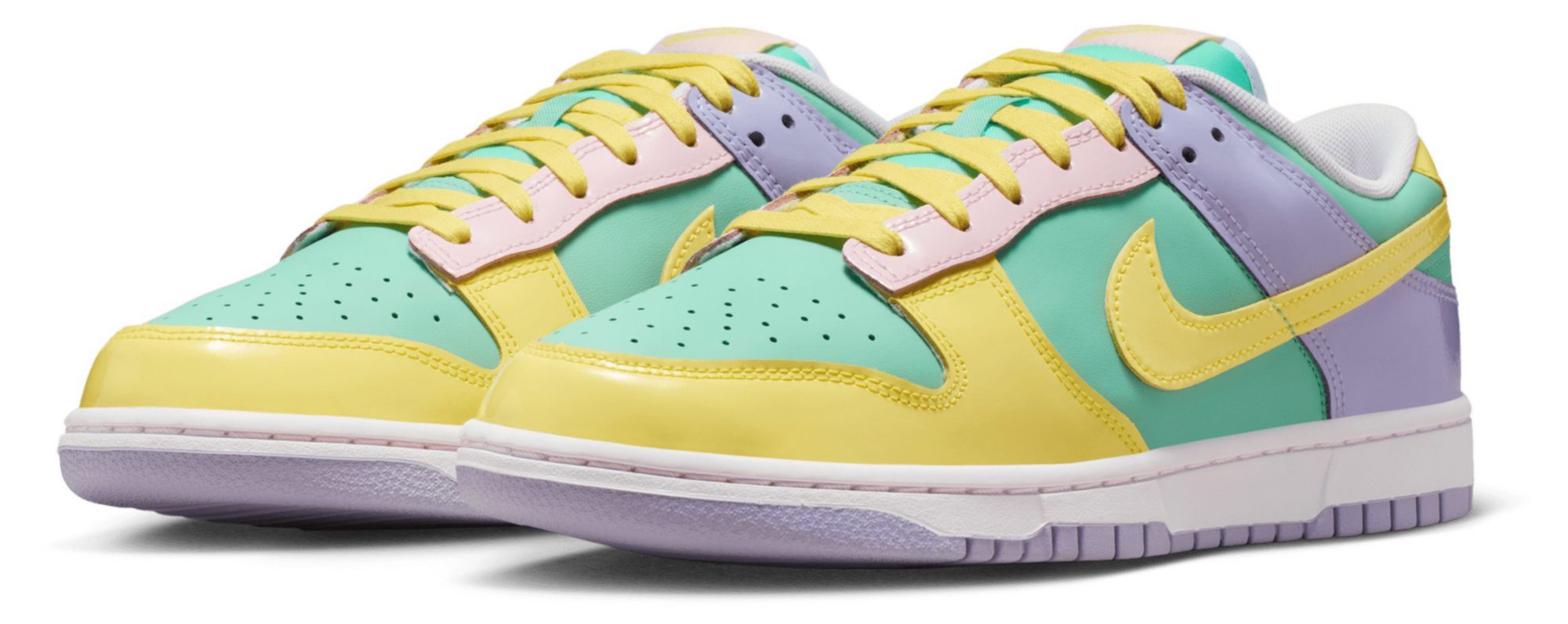 Nike Men's Dunk Low Shoes product image