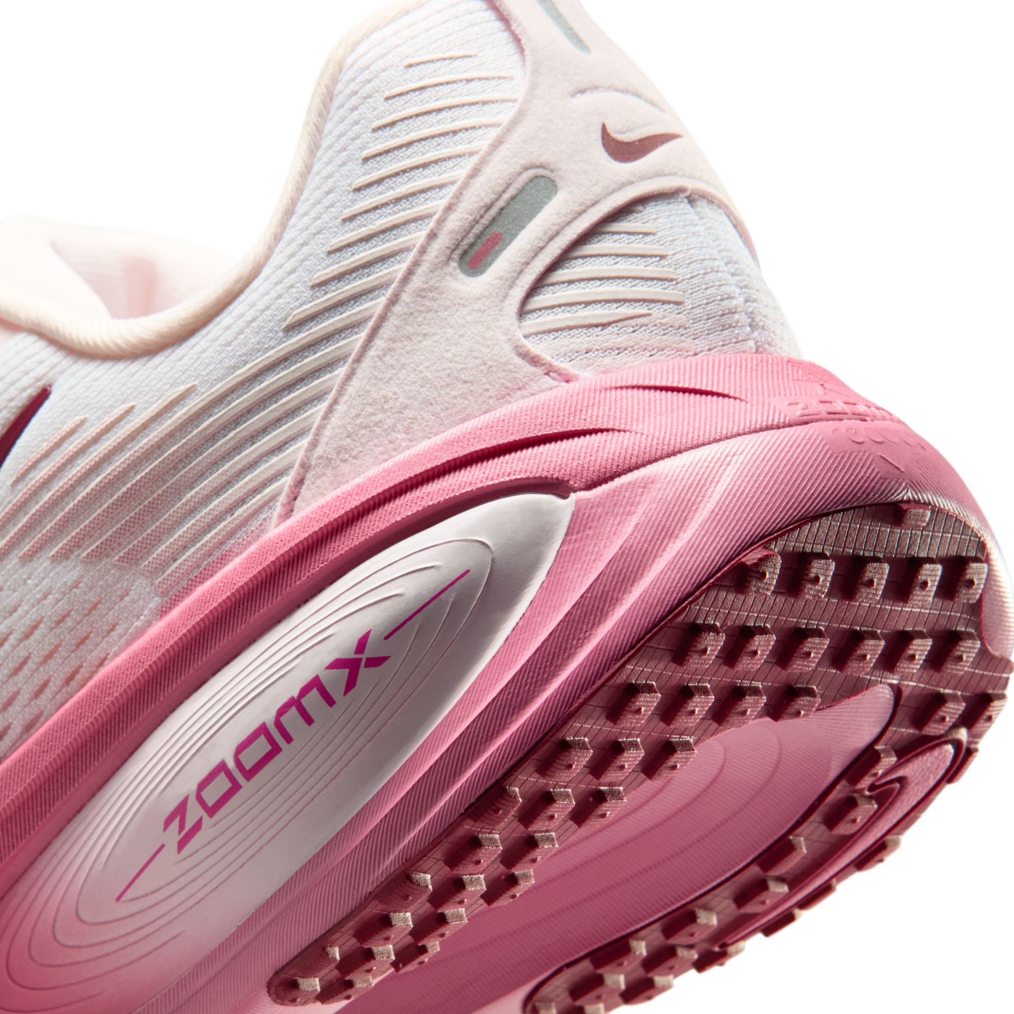 Nike Women's Vomero 18 Running Shoes product image