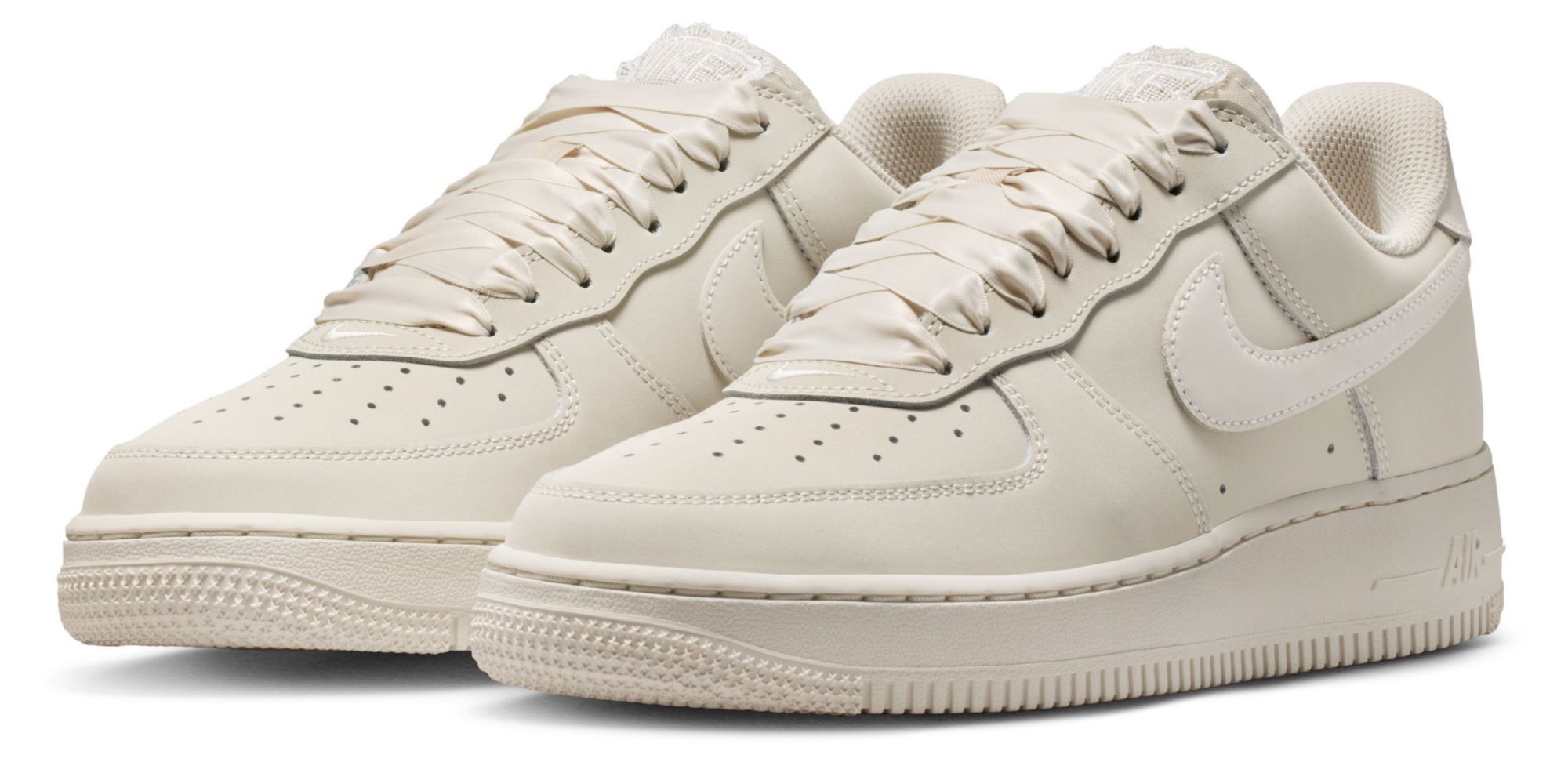 Nike Women's Air Force 1 '07 Shoes product image