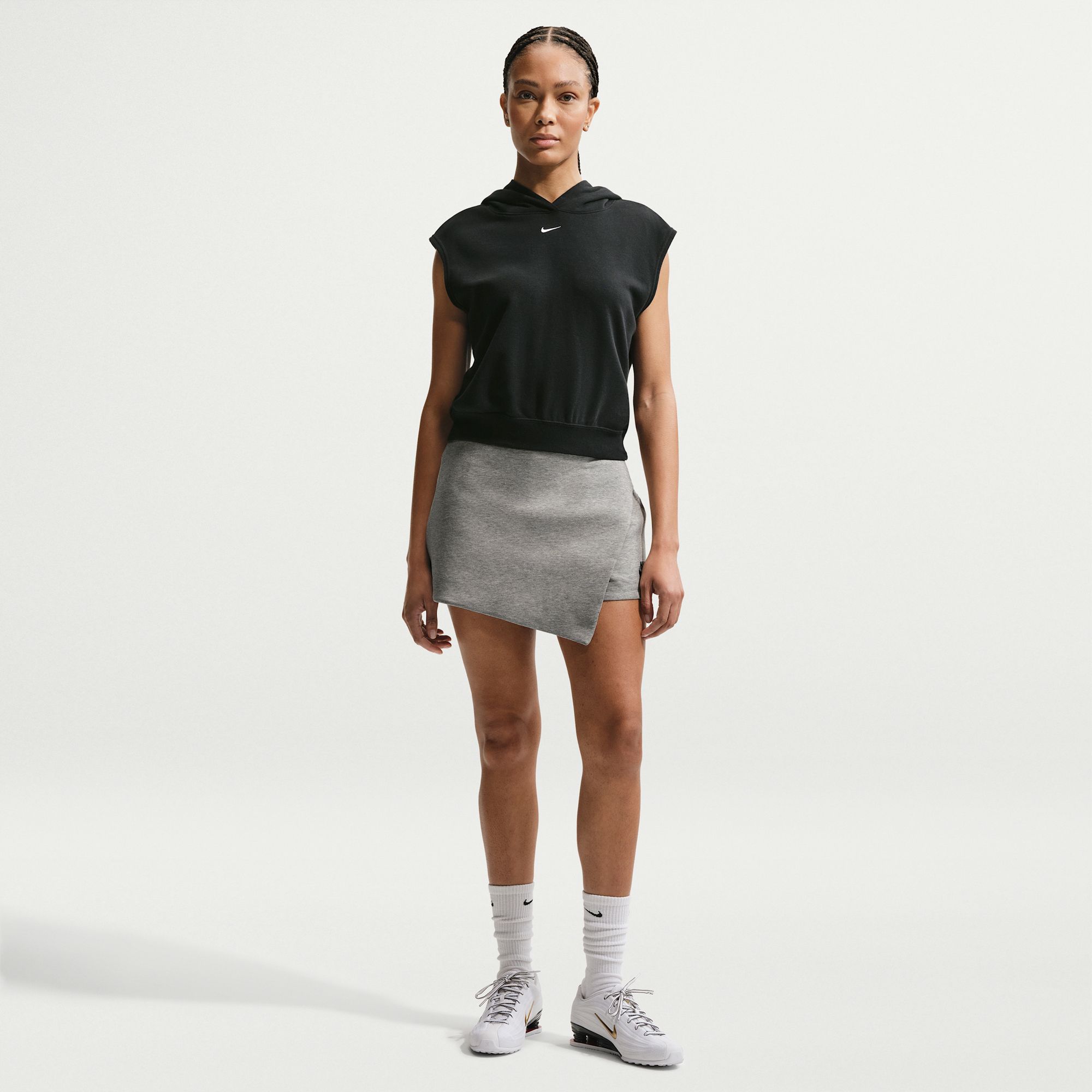 Nike Women's Sportswear Tech Fleece Mid-Rise Skort product image