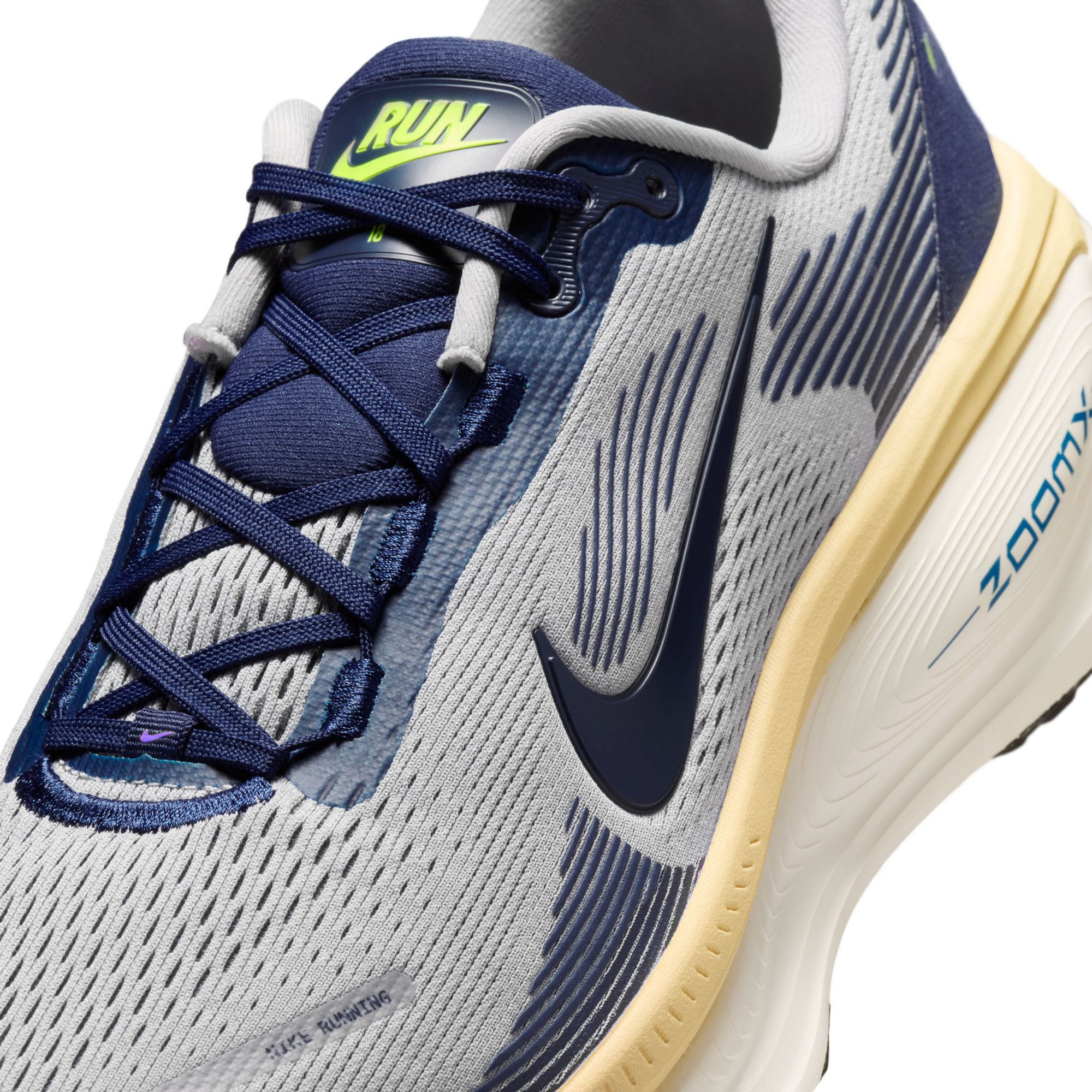 Nike Men's Vomero 18 Running Shoes product image