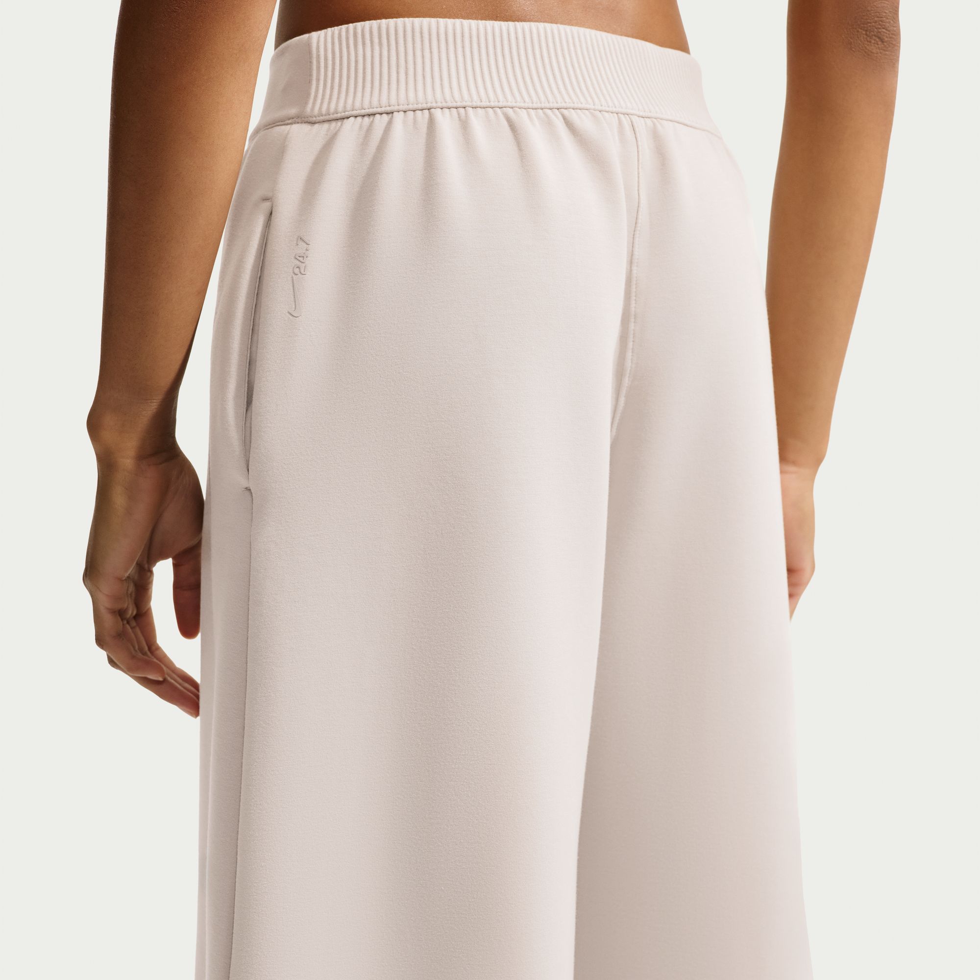 Nike Women's 24.7 ImpossiblySoft High-Waisted Wide-Leg Pants product image