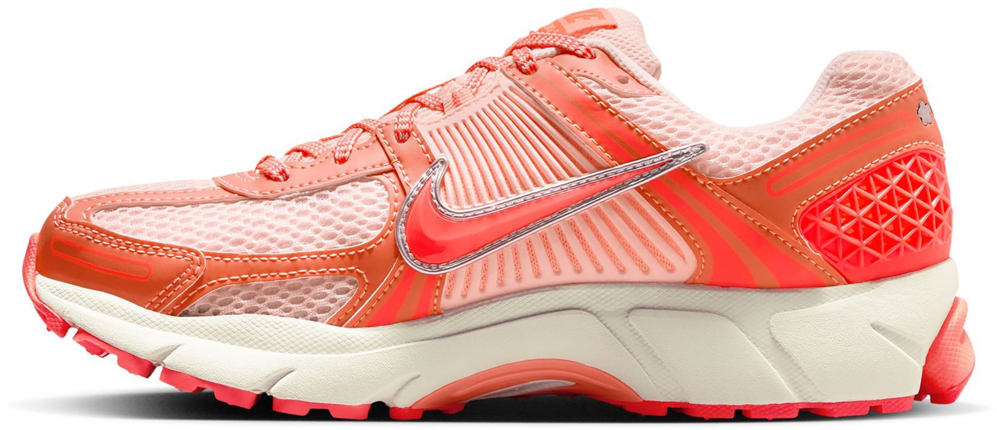 Nike Women's Zoom Vomero 5 Shoes product image
