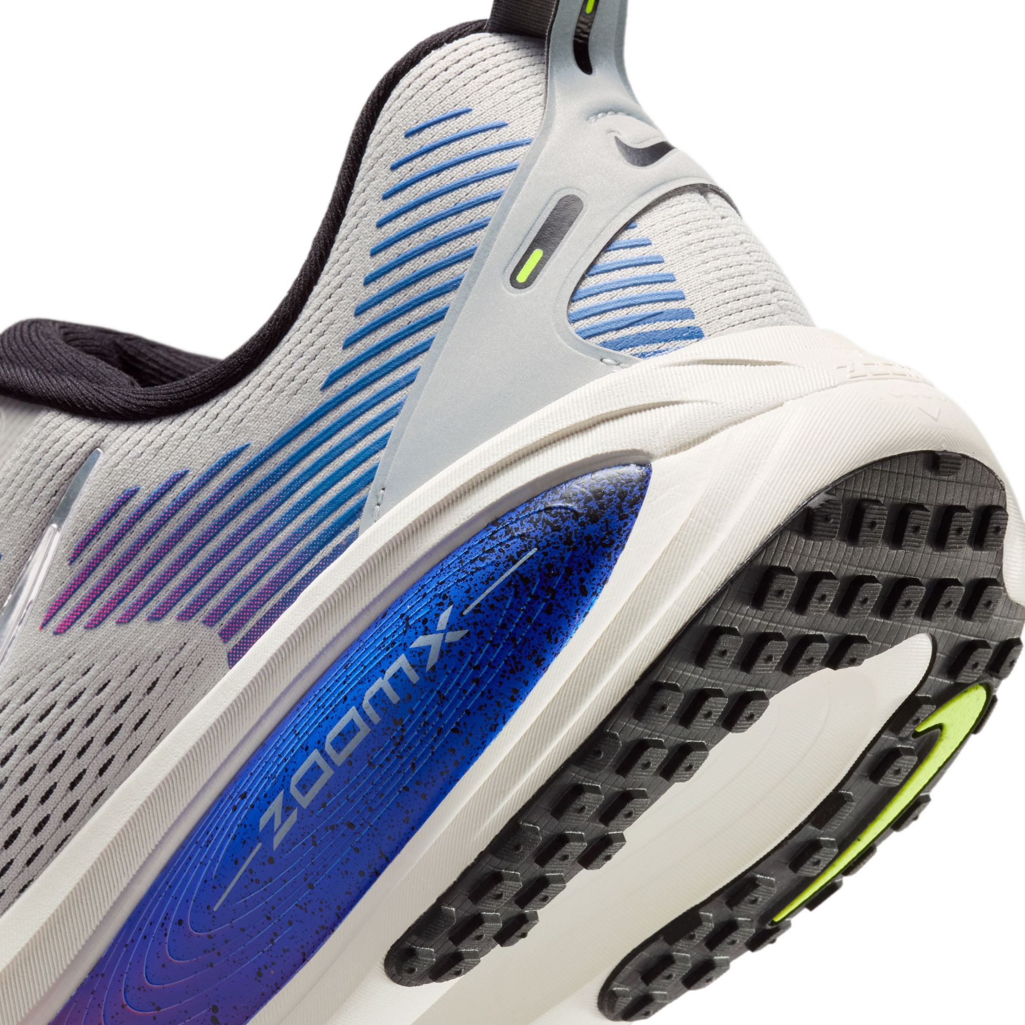 Nike Men's Vomero 18 Running Shoes product image