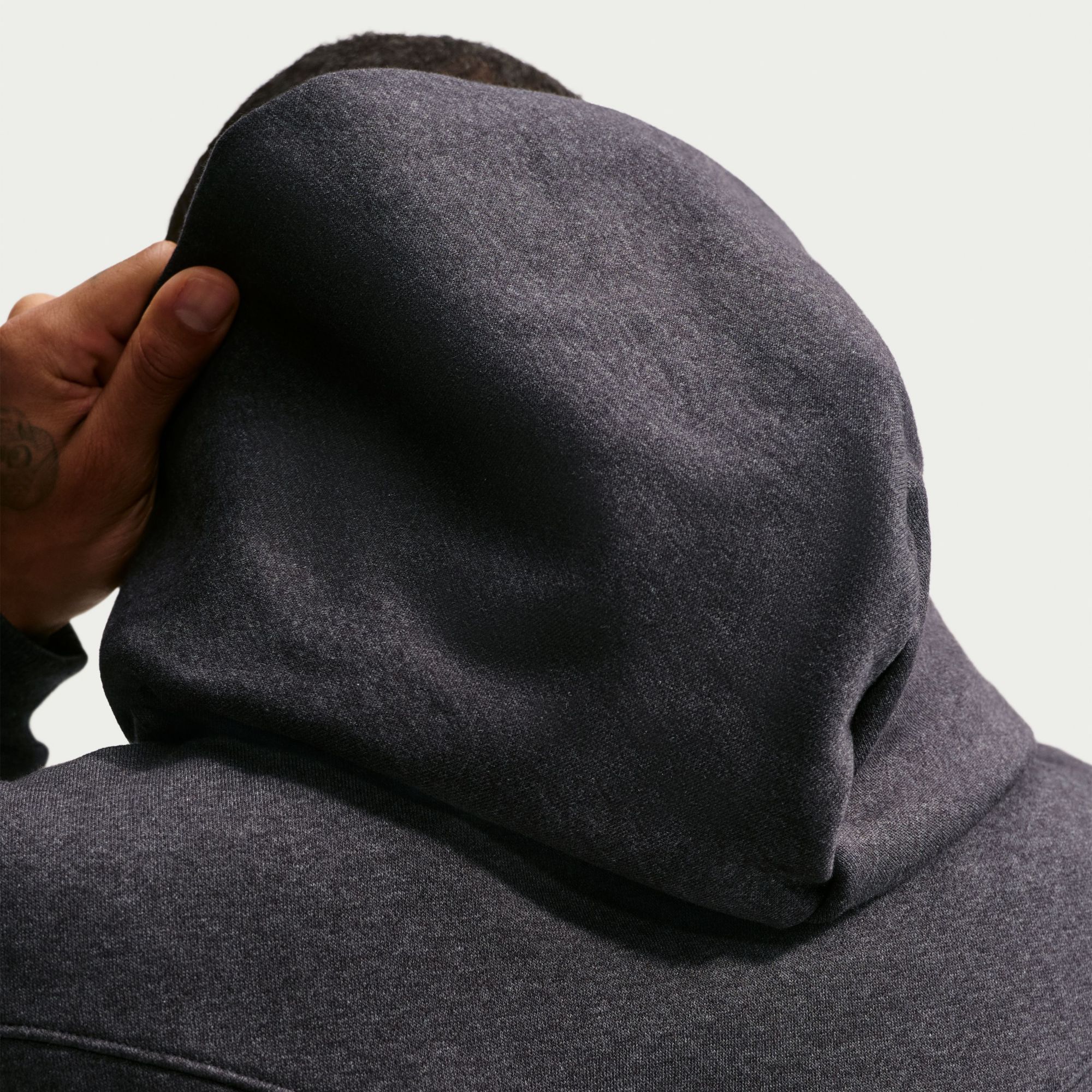 Nike Men's Kobe Bryant Standard Issue Nike Therma-FIT Basketball Hoodie product image