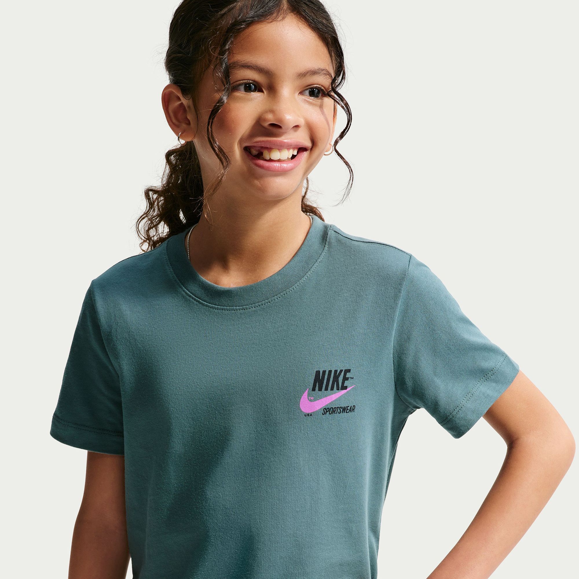 Nike Youth Sportswear T-Shirt product image
