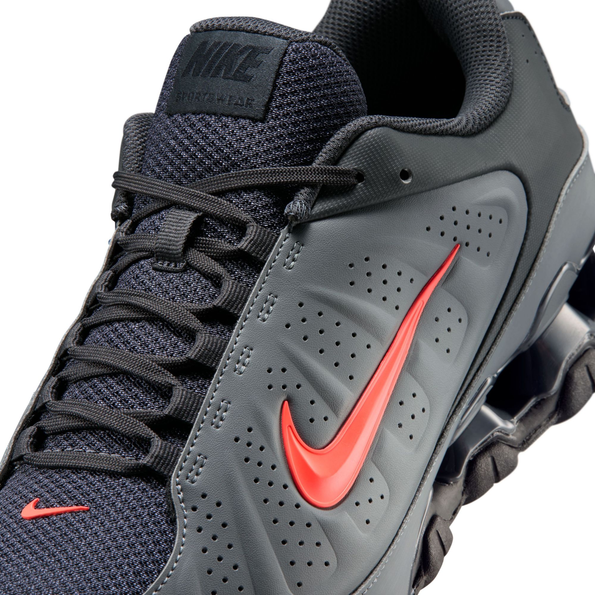 Nike Men's Reax 8 TR Shoes product image