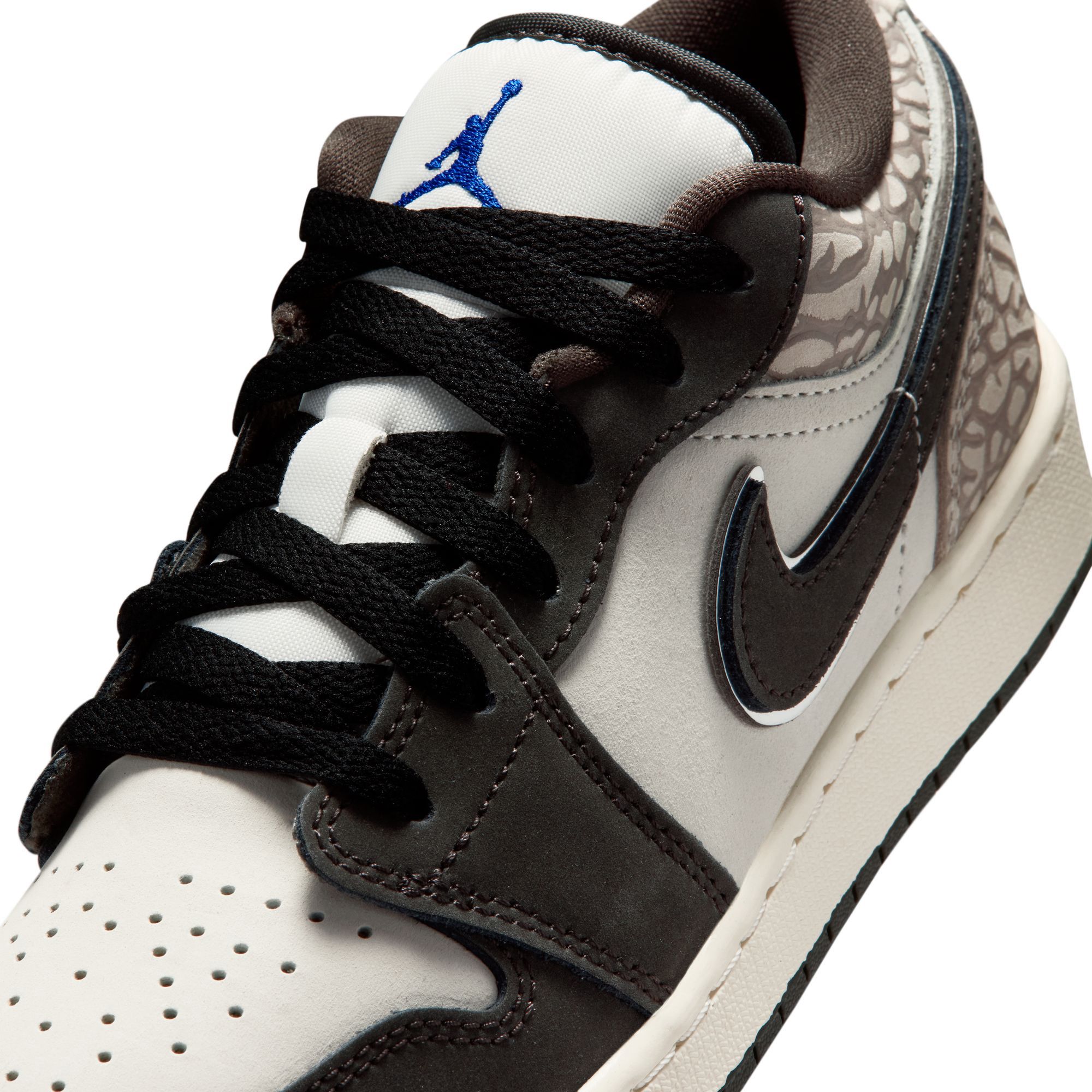 Jordan Kids' Grade School Air Jordan 1 Low Basketball Shoes product image