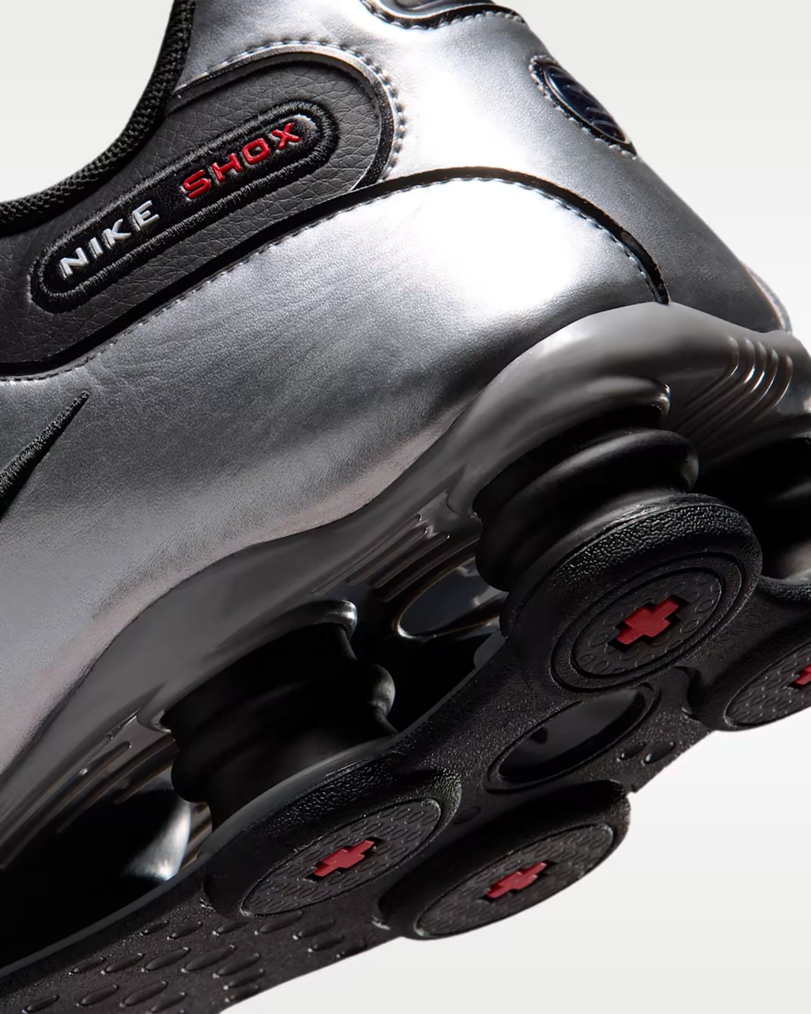 Nike Men's Shox NZ Shoes product image