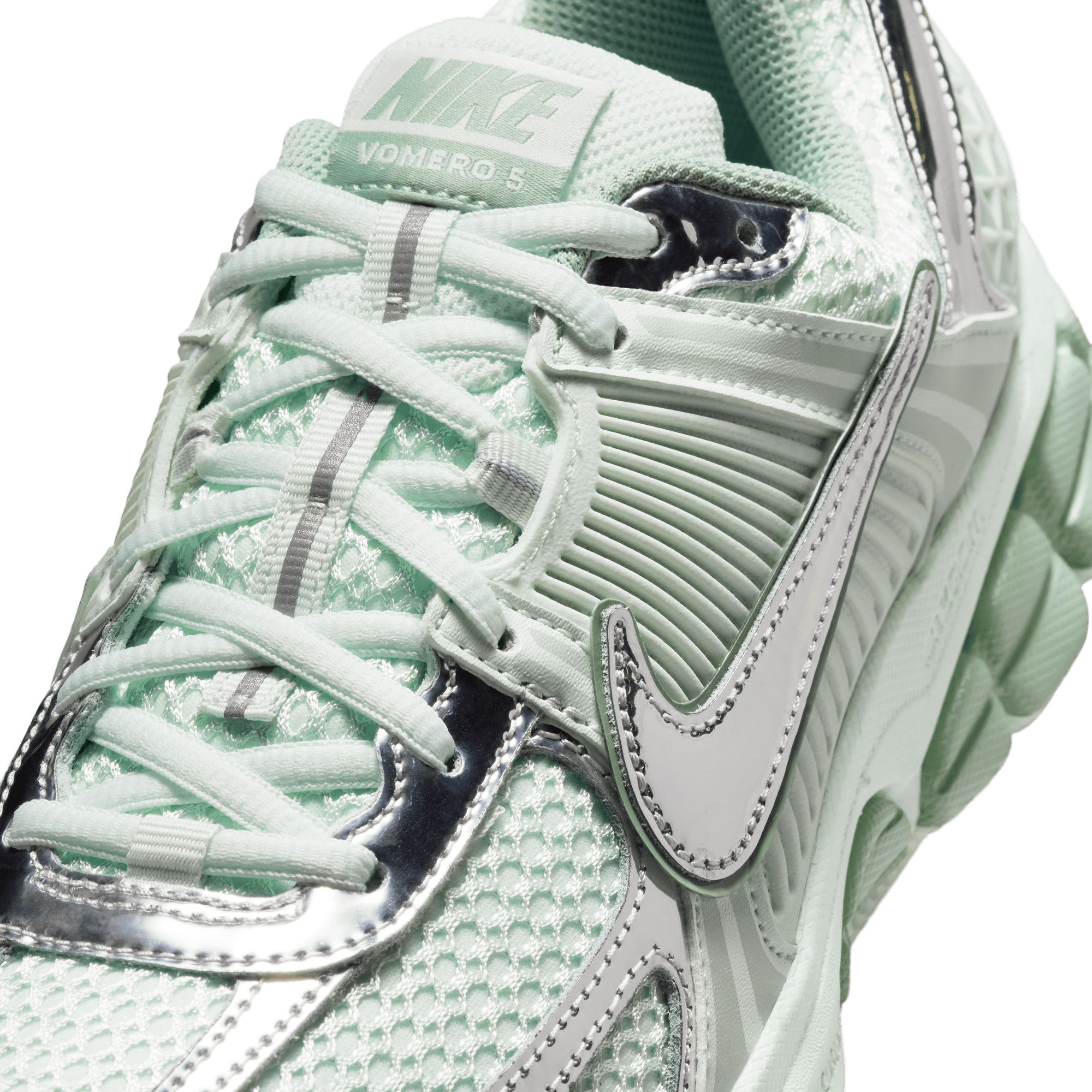 Nike Women's Zoom Vomero 5 Shoes product image
