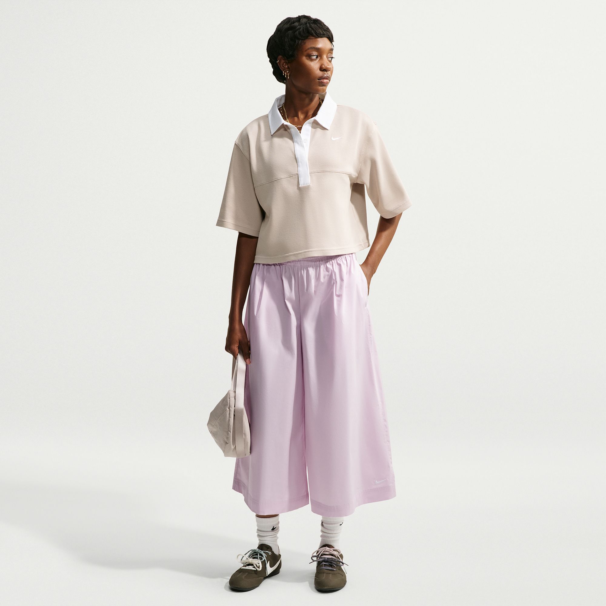 Nike Women's Sportswear Oversized Mid-Rise Poplin Culottes product image