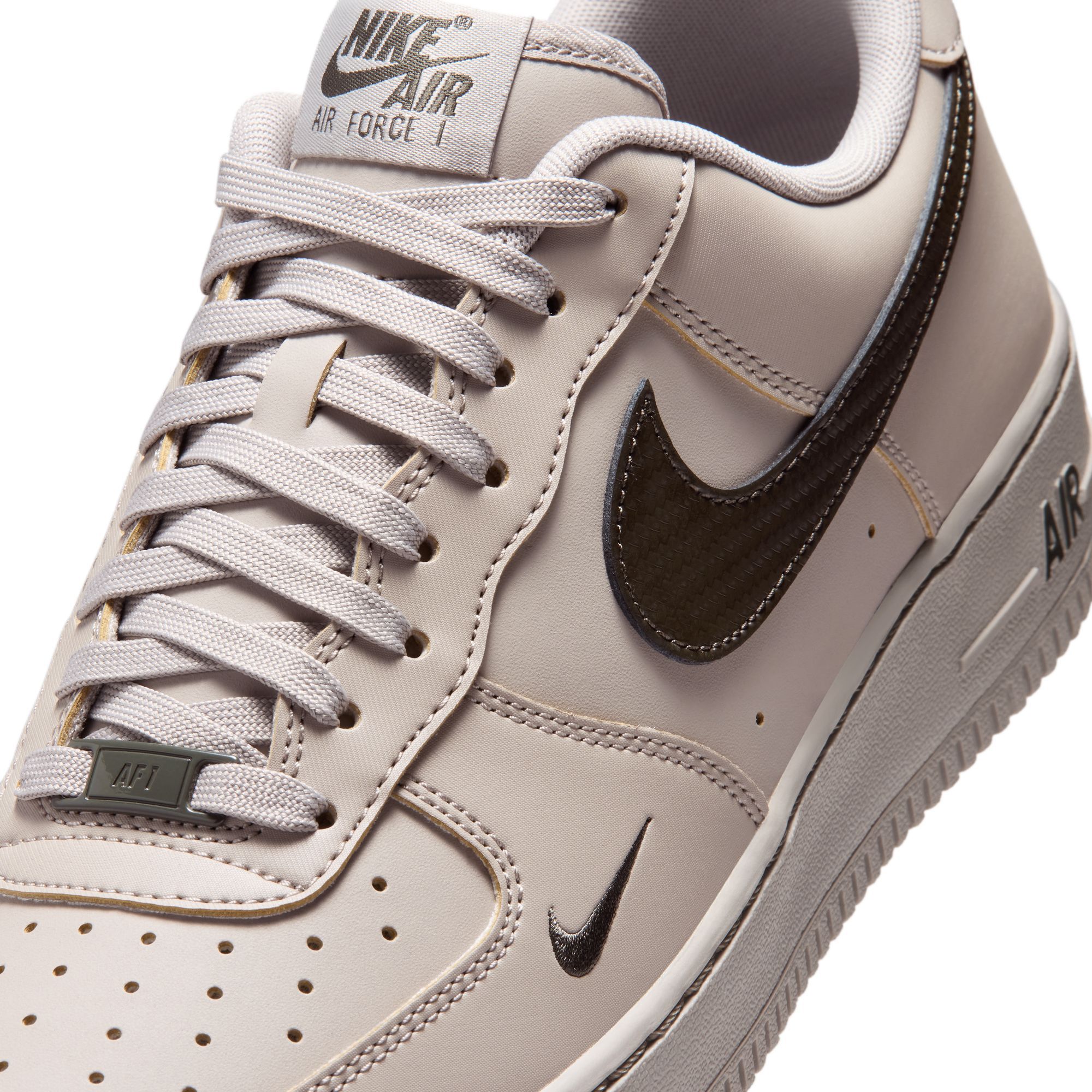 Nike Men's Air Force 1 '07 Shoes product image
