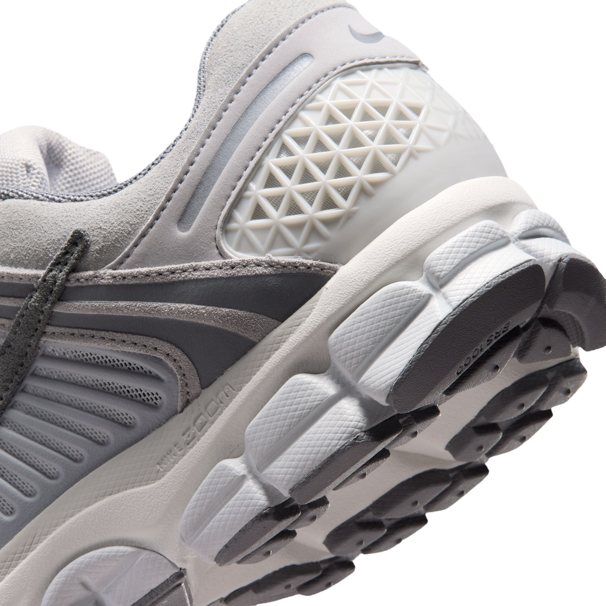 Nike Men's Zoom Vomero 5 SE Shoes product image
