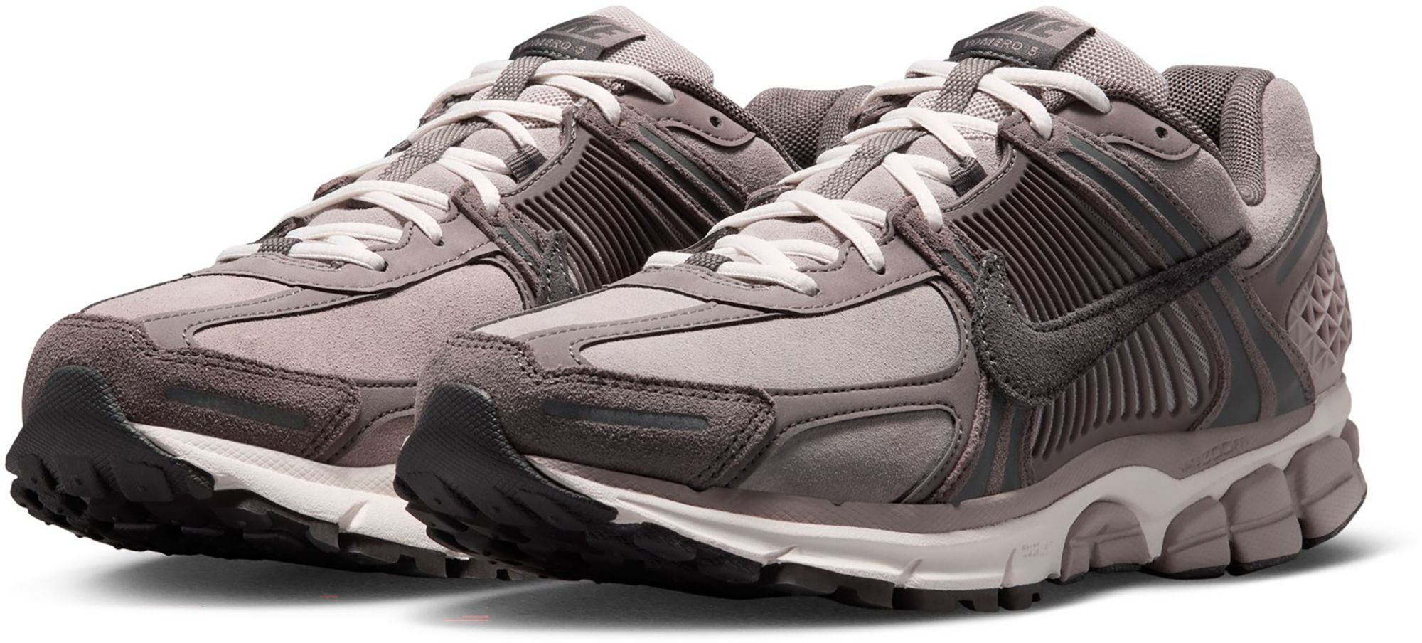Nike Men's Zoom Vomero 5 SE Shoes product image